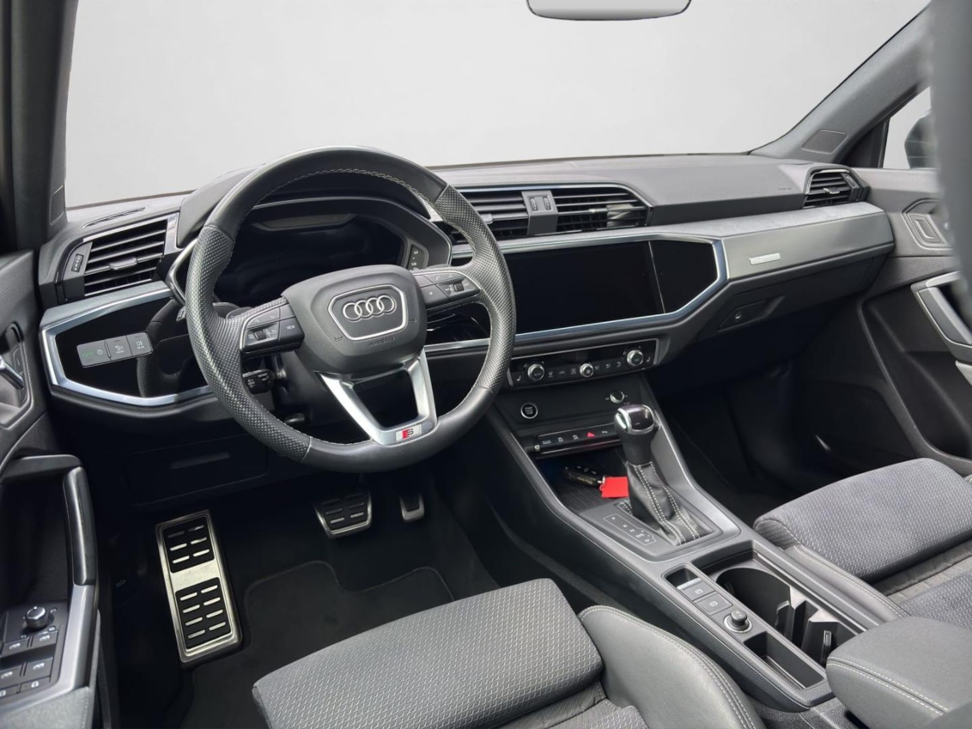 Audi Q3 SUV S line
