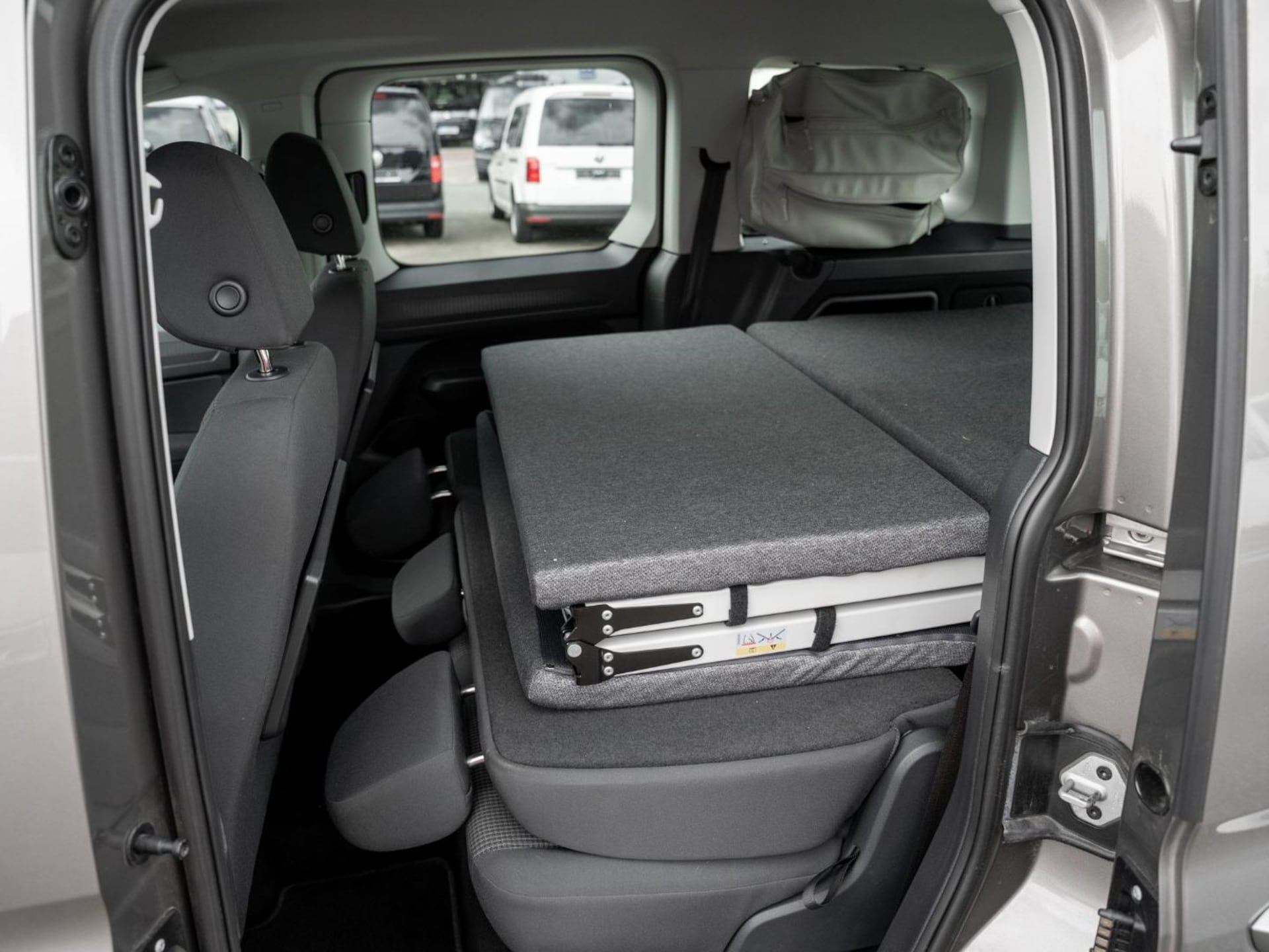 Volkswagen Caddy California