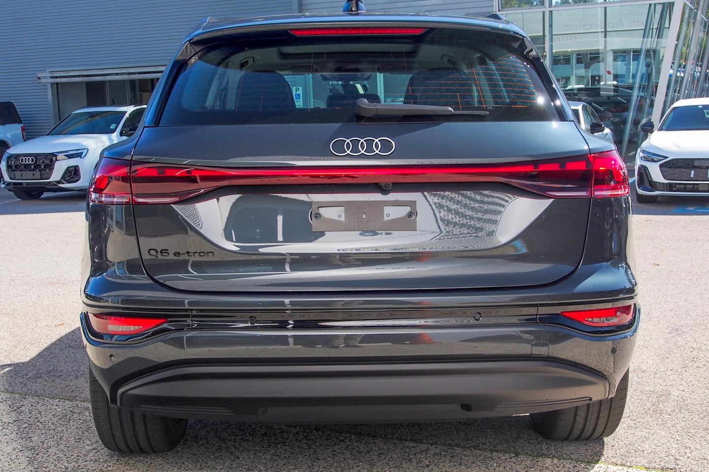 Image about Audi Q6 SUV e-tron e-tron
