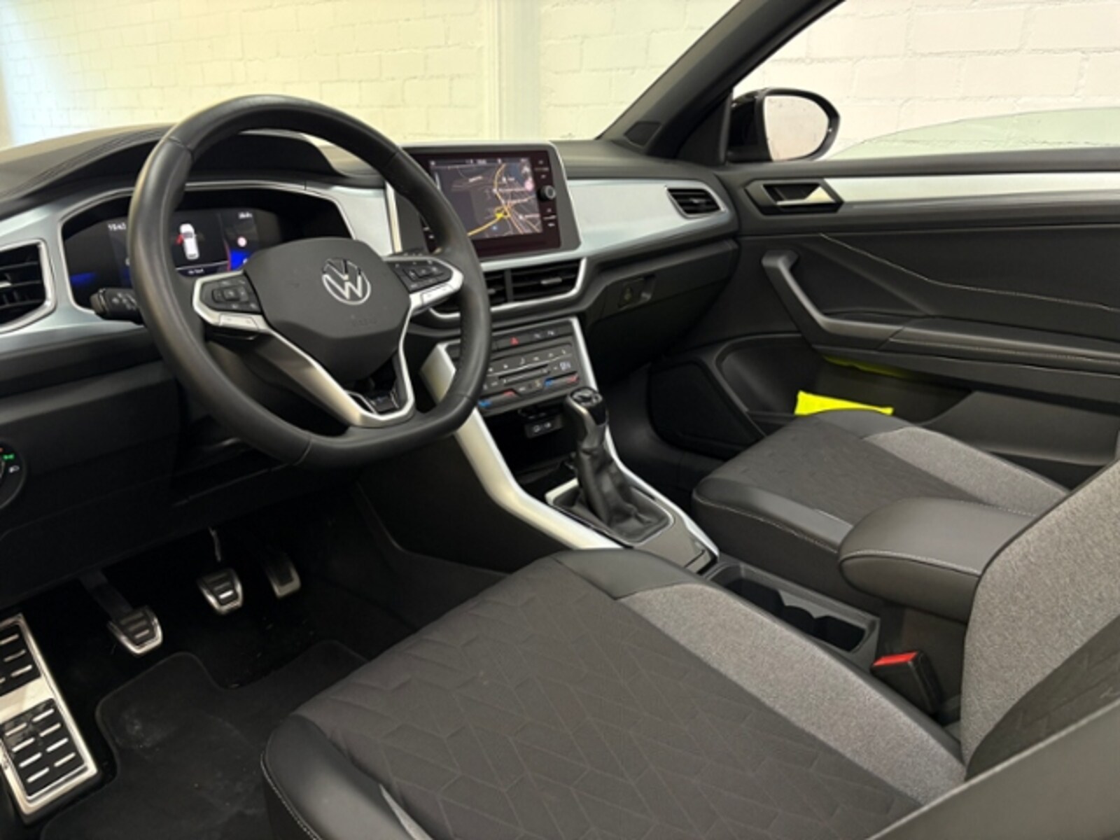 Volkswagen T-Roc Cabriolet – Bild 15