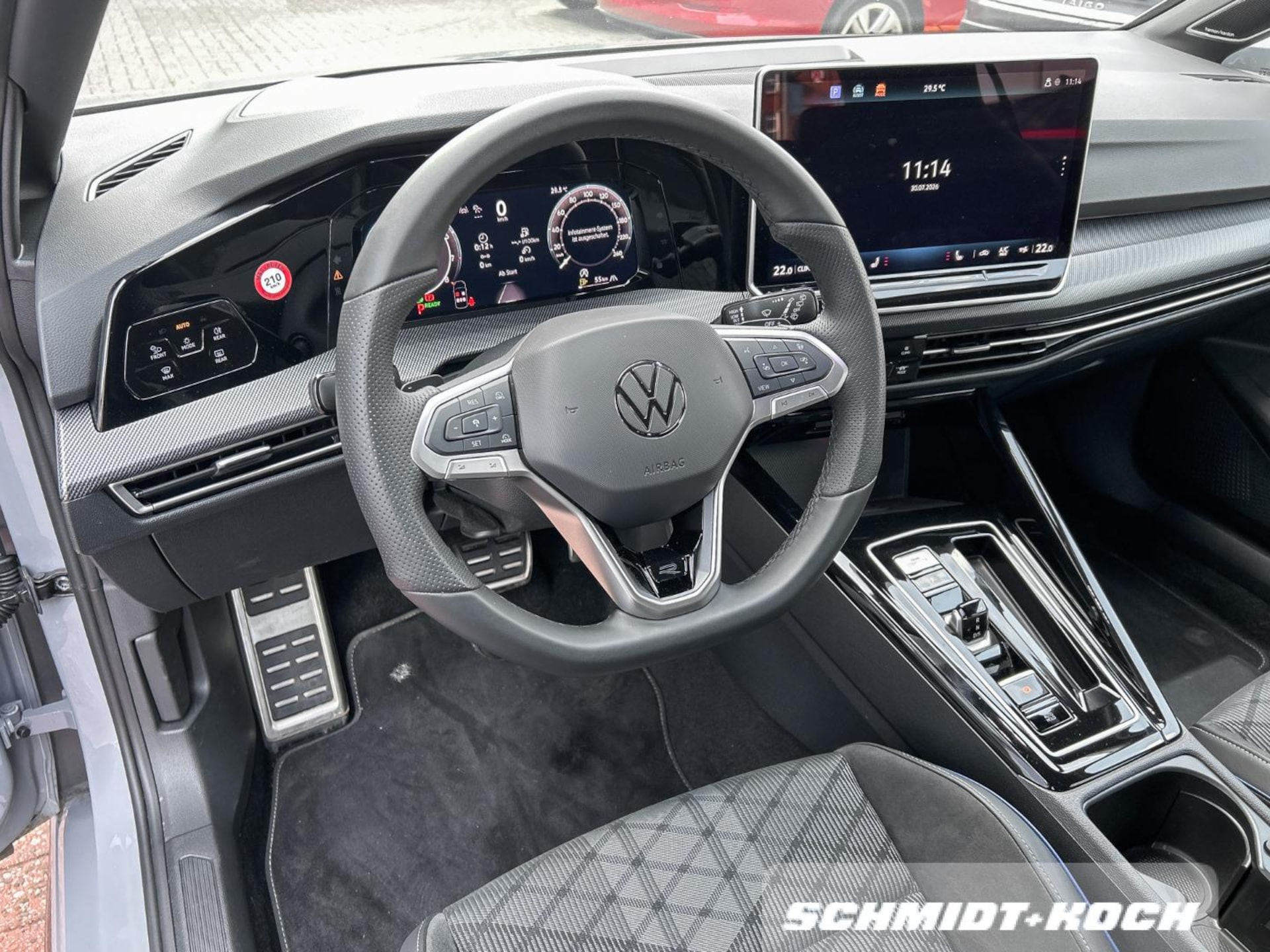 Volkswagen Golf R-Line