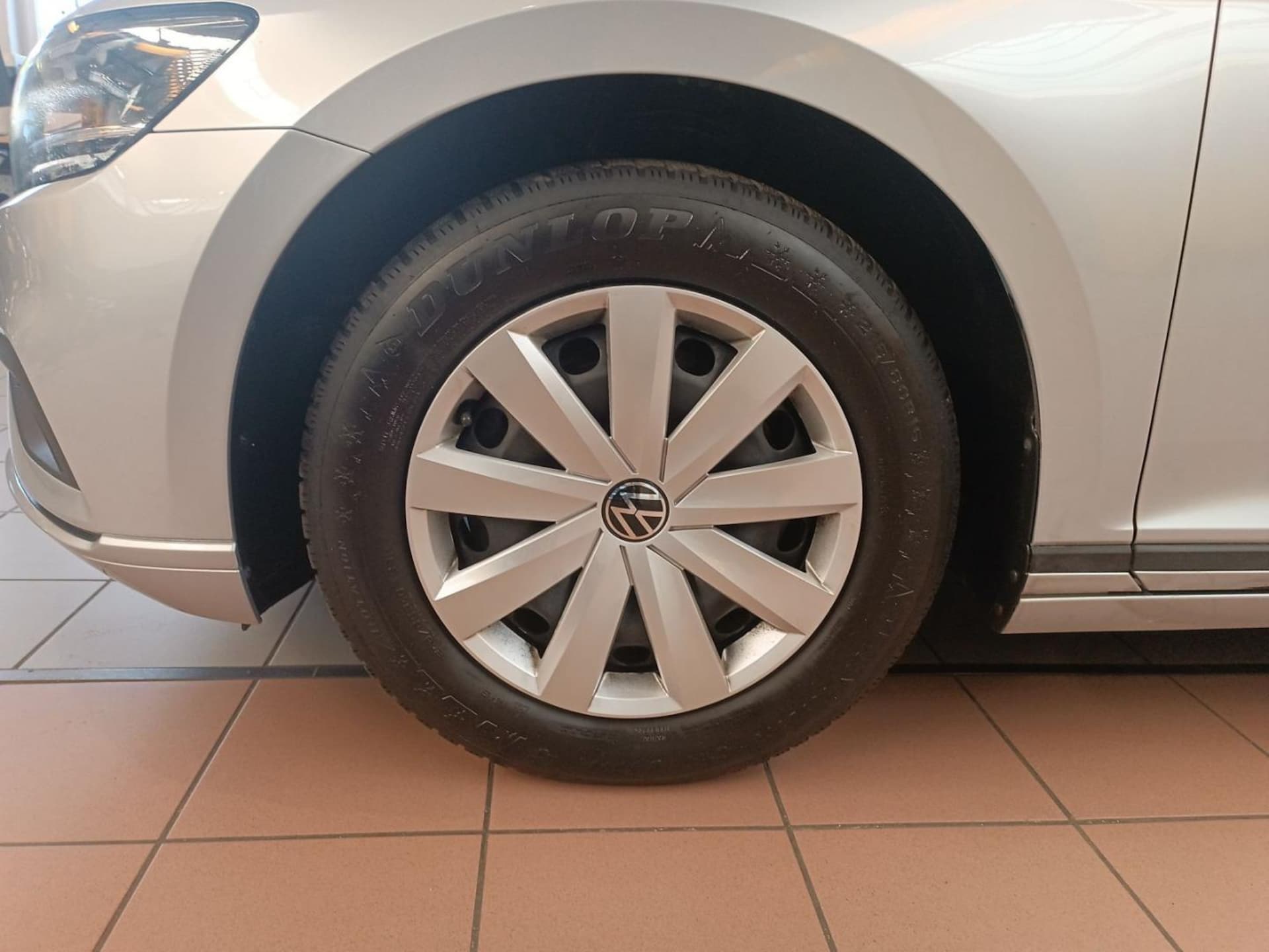 Volkswagen Passat Variant Basis-Modell