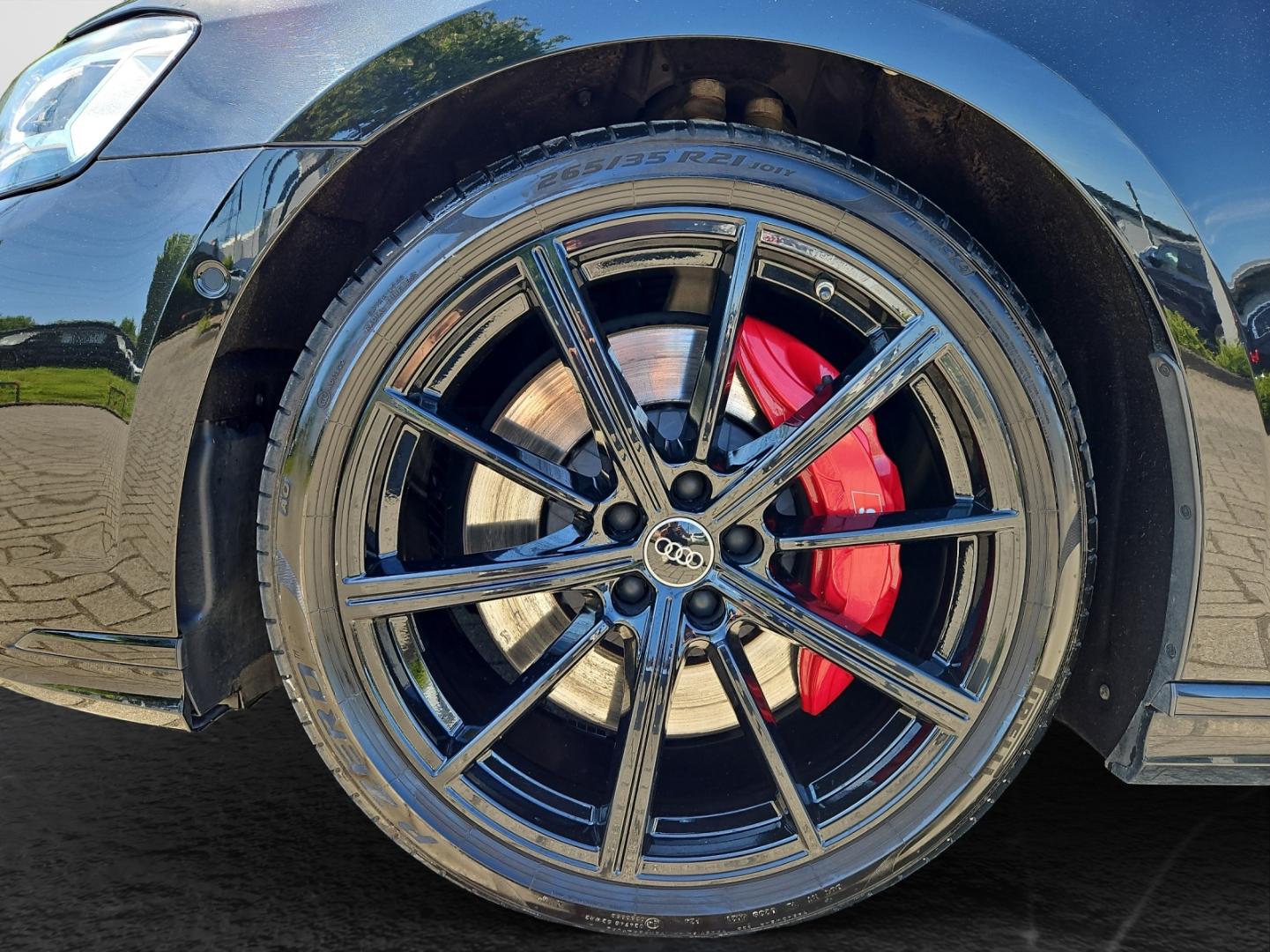Image about Audi S8 TFSI quattro tiptronic