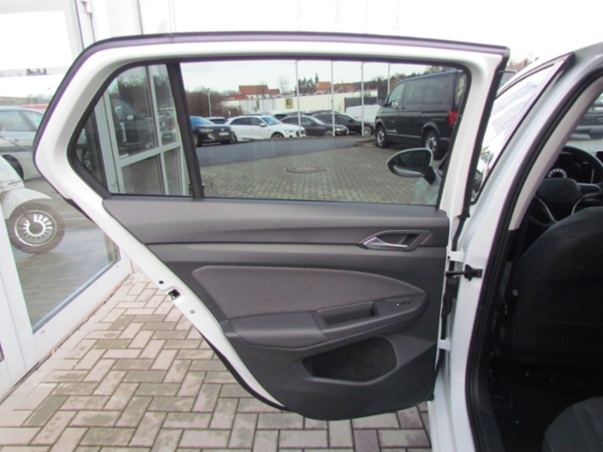 Volkswagen Golf Life