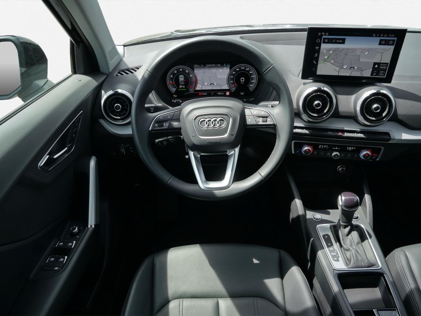 Bild über Audi Q2 advanced 40 TFSI quattro S tronic - für weitere Informationen kontaktieren Sie den Audi Partner
