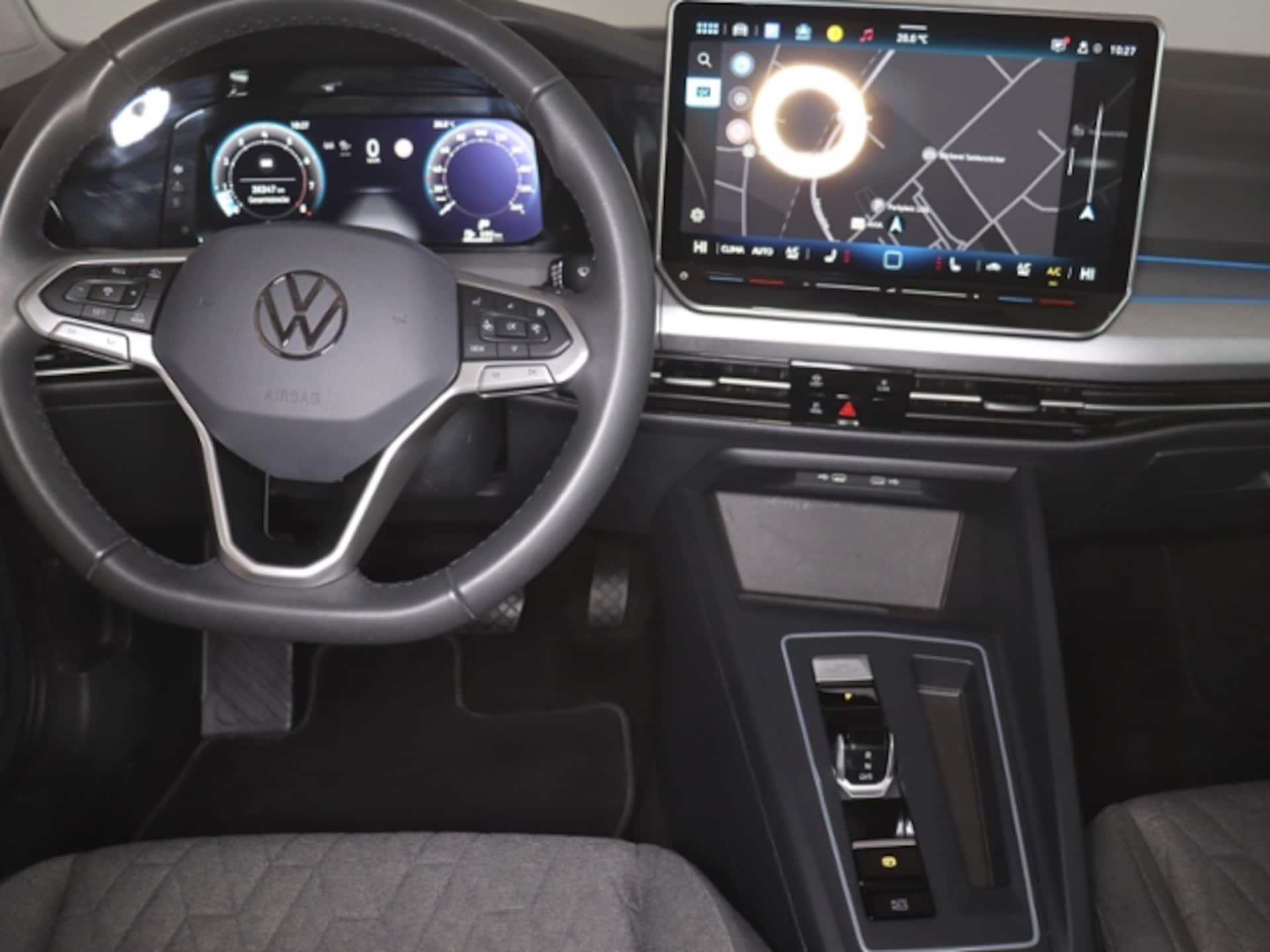 Volkswagen Golf Variant Life