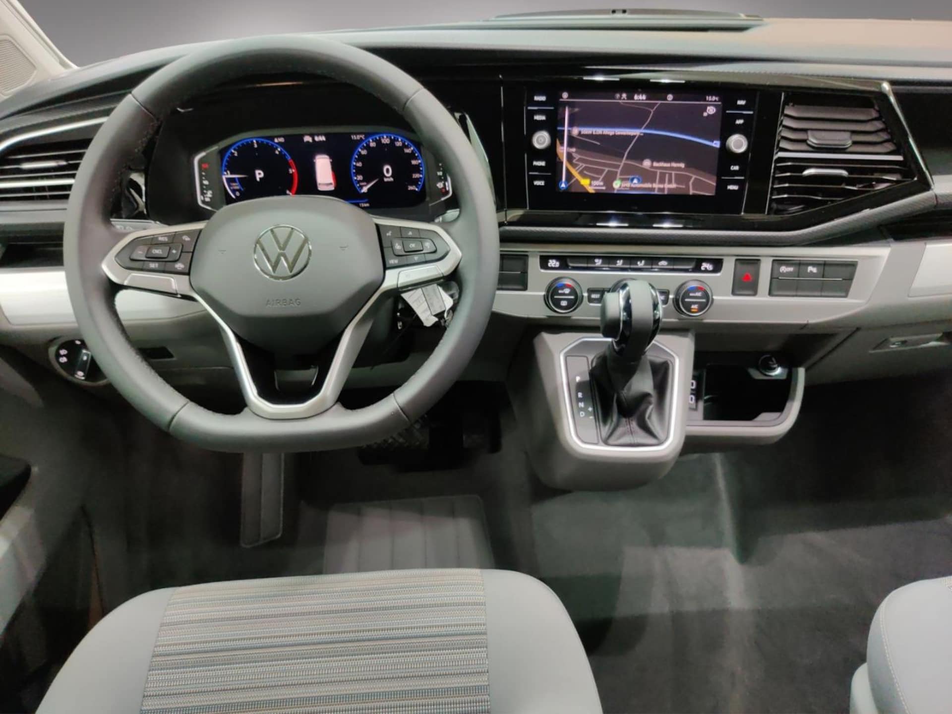 Volkswagen T6.1 California Beach