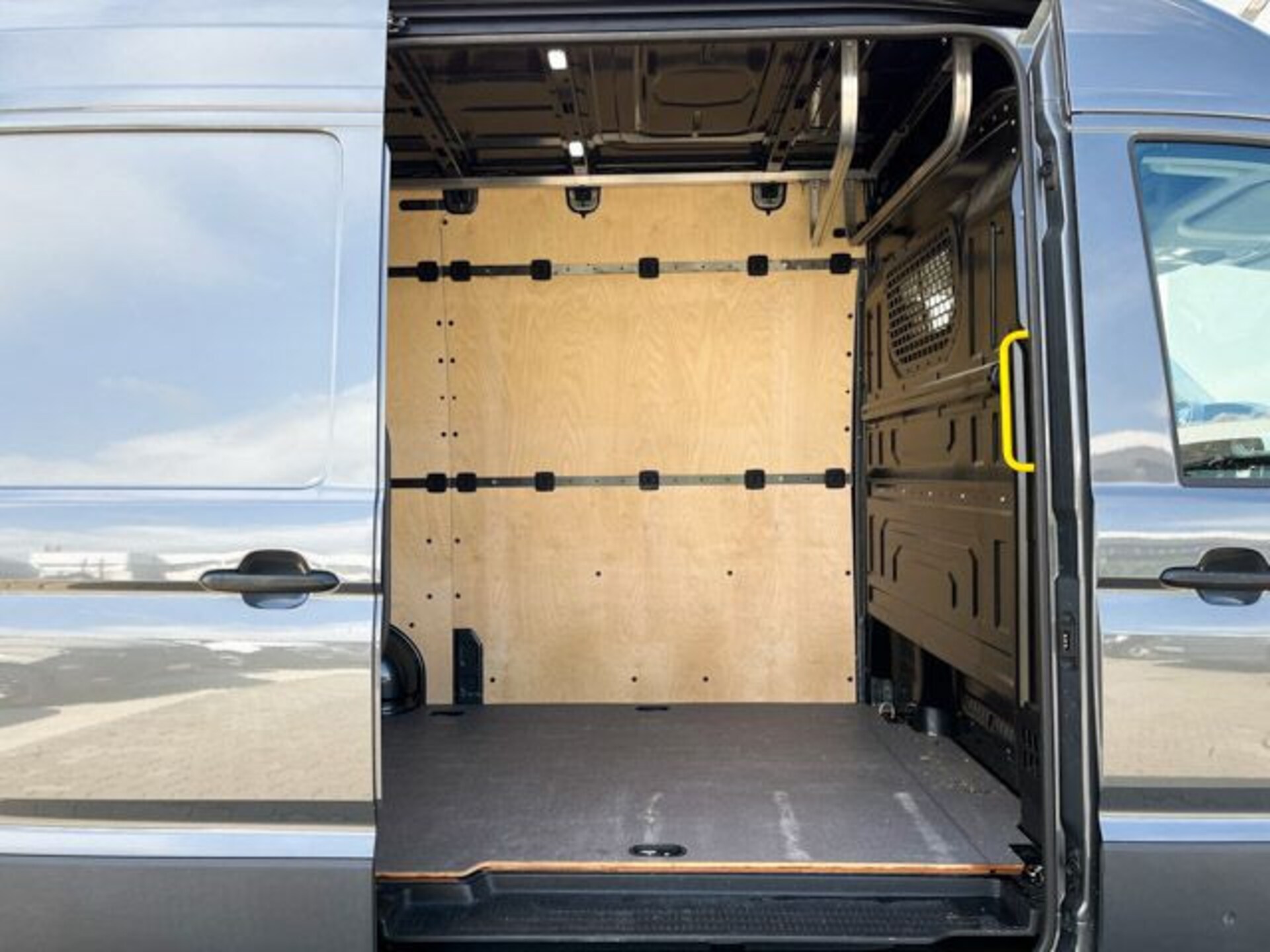 Volkswagen Crafter Kasten mittlerer Radstand