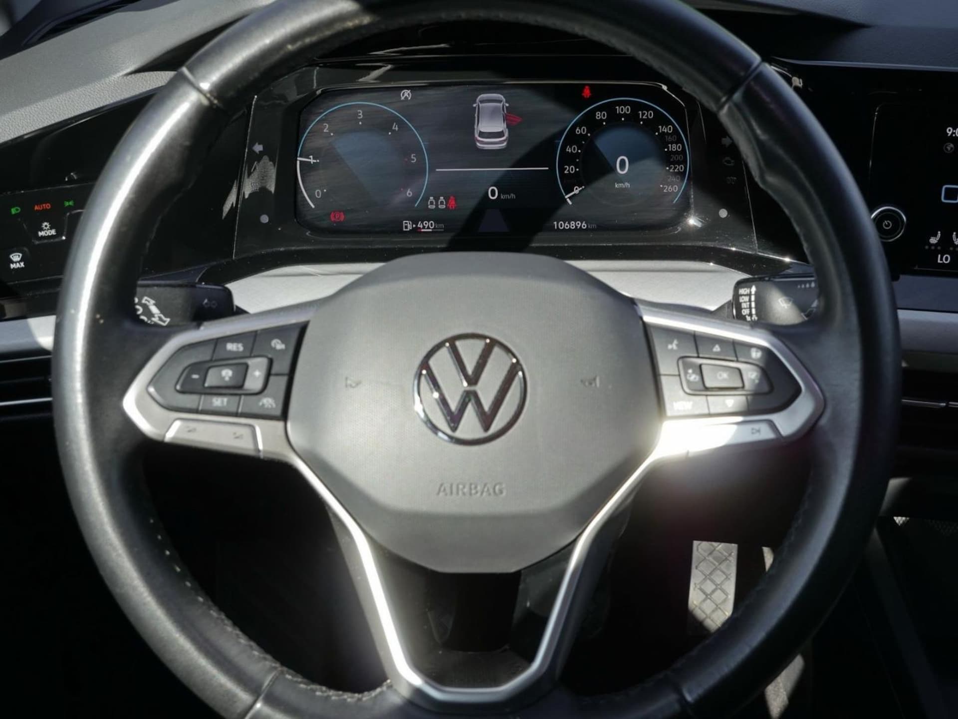 Volkswagen Golf Life