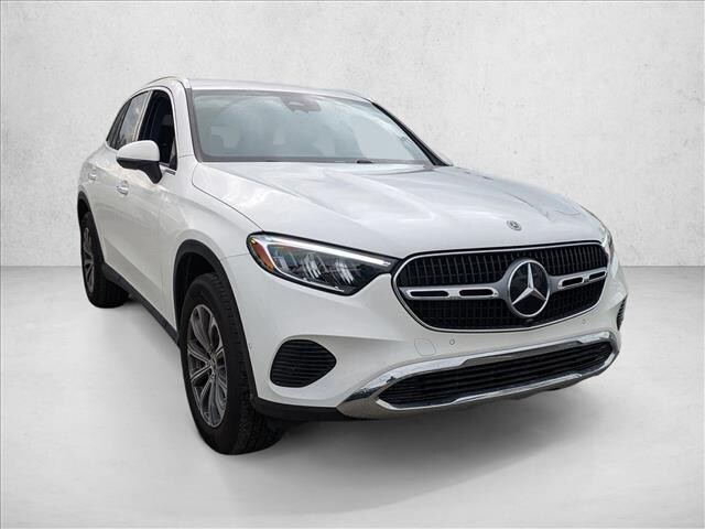 2025 Mercedes-Benz GLC 300