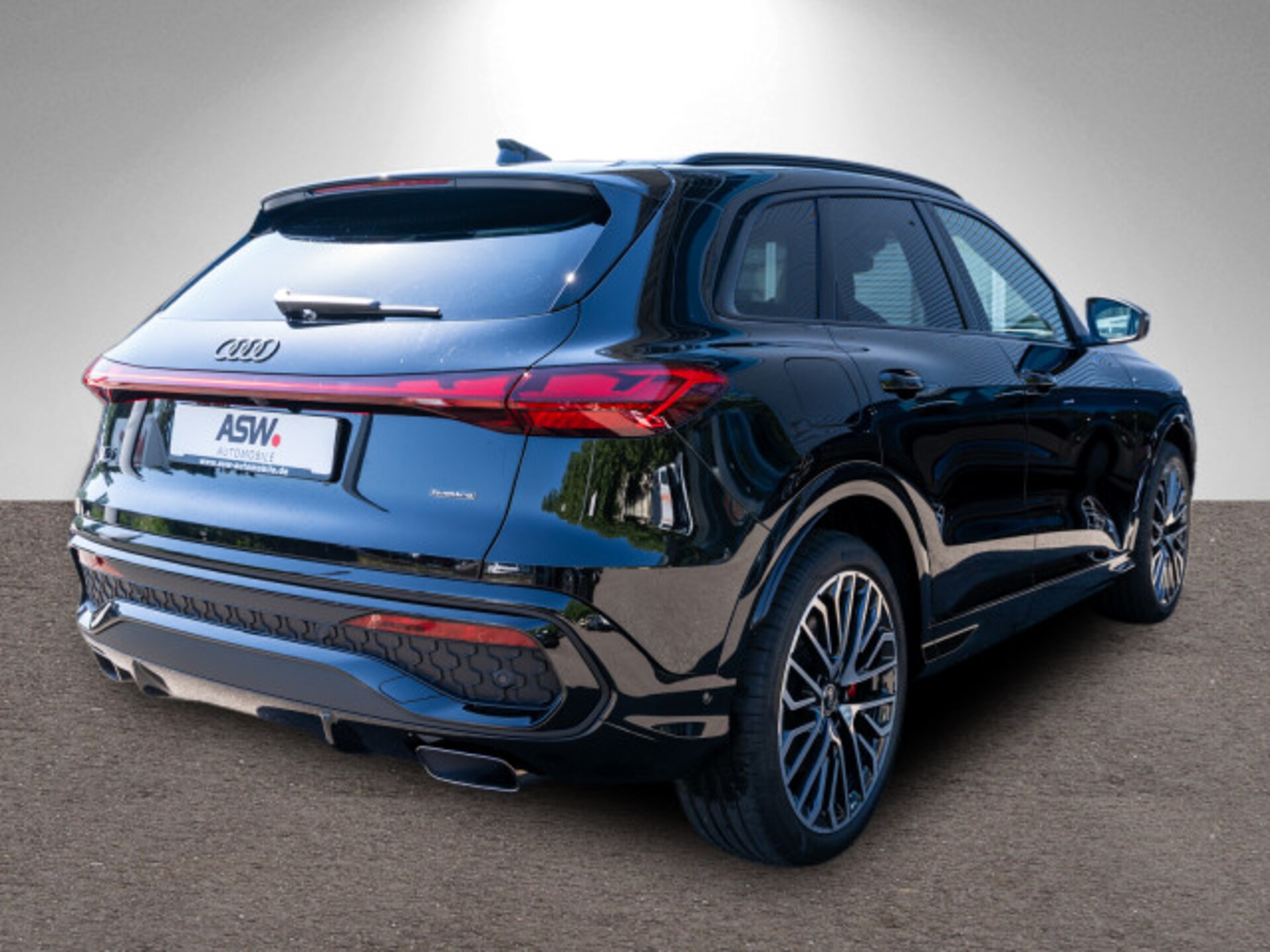 Audi Q5 SUV e-hybrid edition one