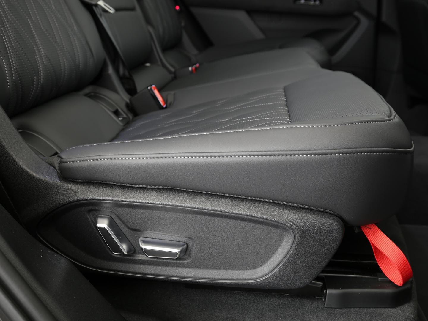Bild über Audi Q7 SUV TDI quattro 220 kW tiptronic - für weitere Informationen kontaktieren Sie den Audi Partner