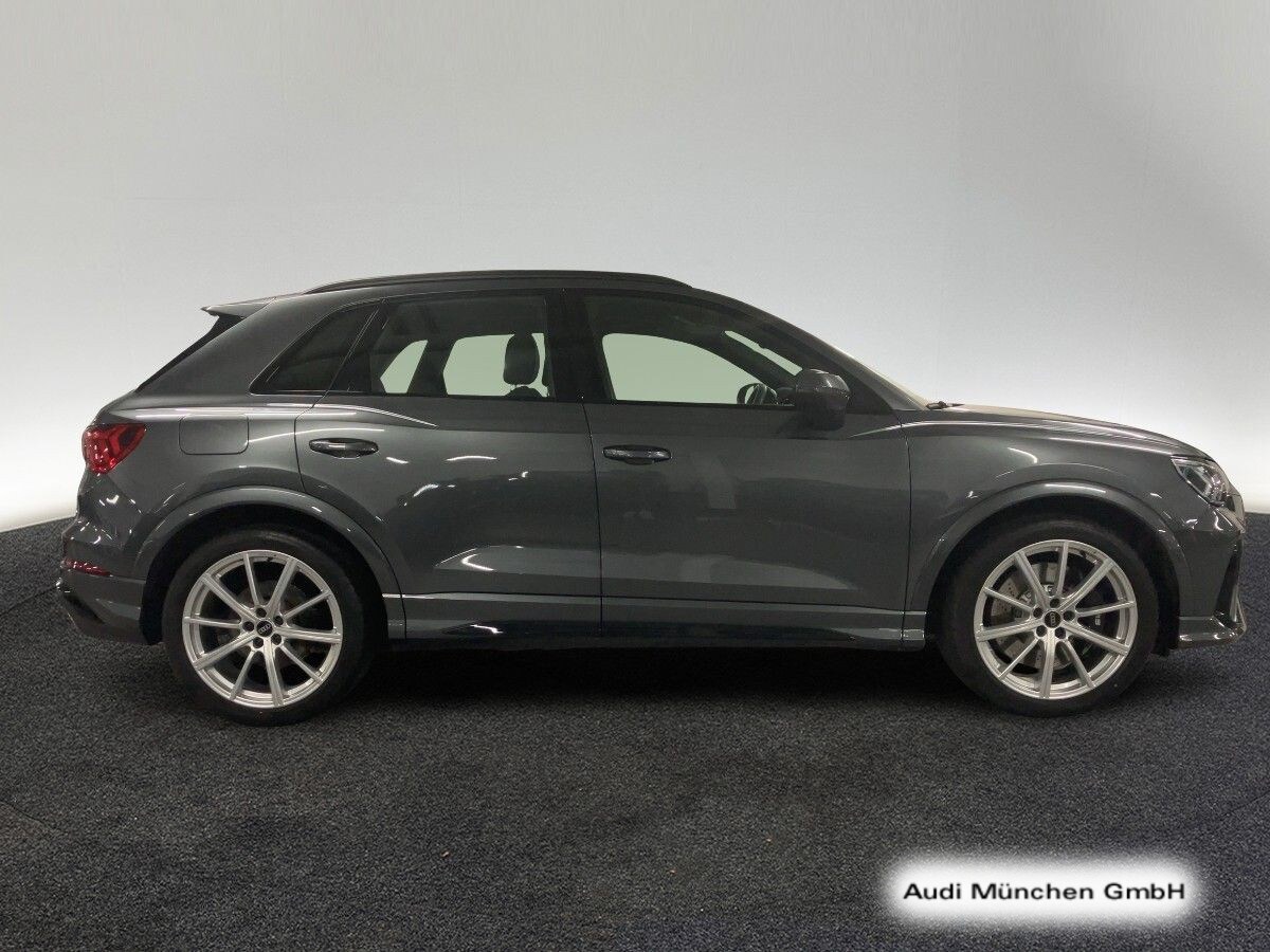 Image about Audi RS Q3 TFSI quattro S tronic