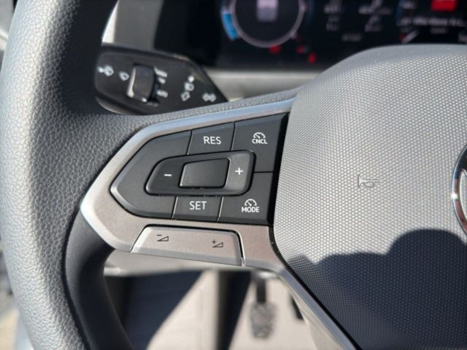 Volkswagen Crafter Kasten mittlerer Radstand – Bild 18