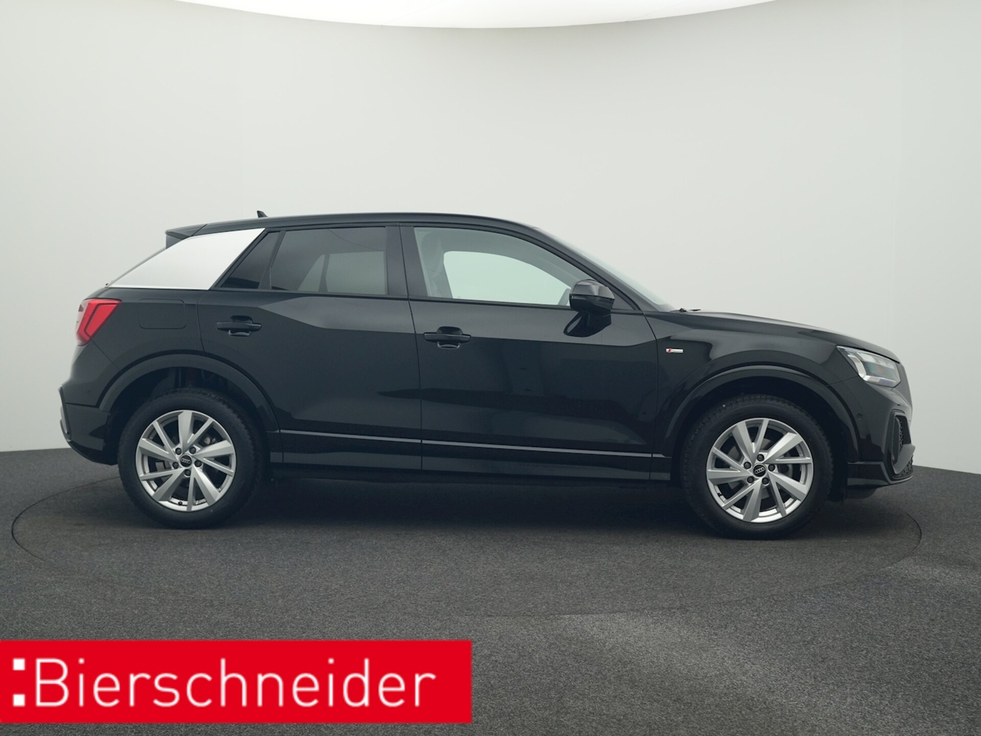 Audi Q2 S line