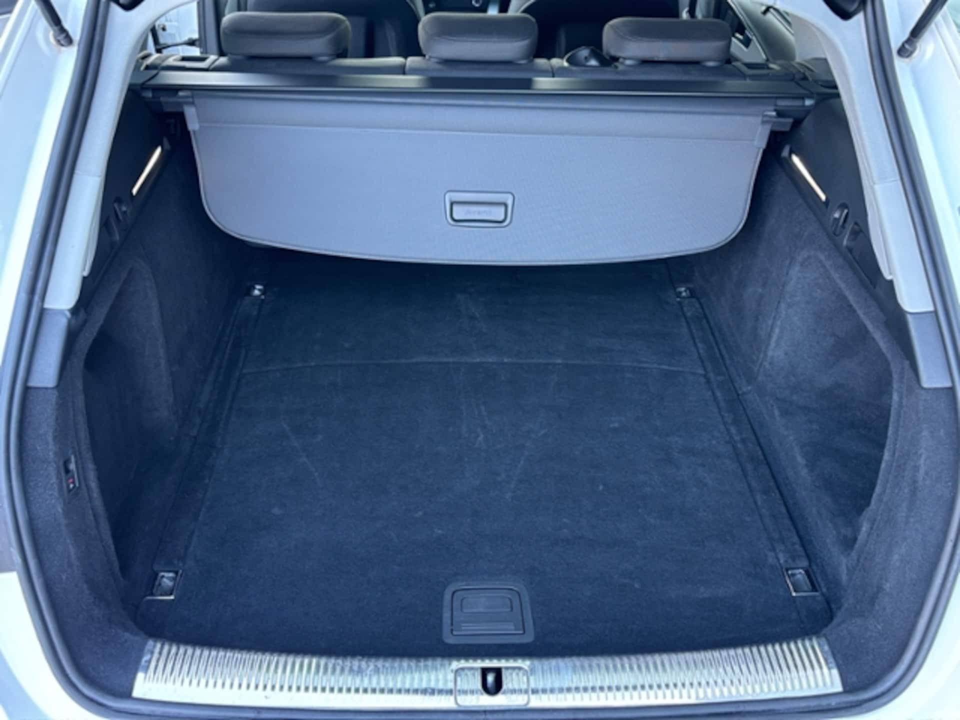 Audi A4 Avant S line