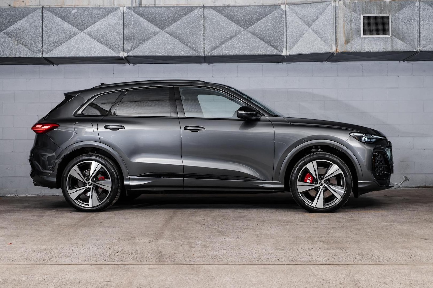 Image about Audi SQ5 SUV TFSI 270 kW
