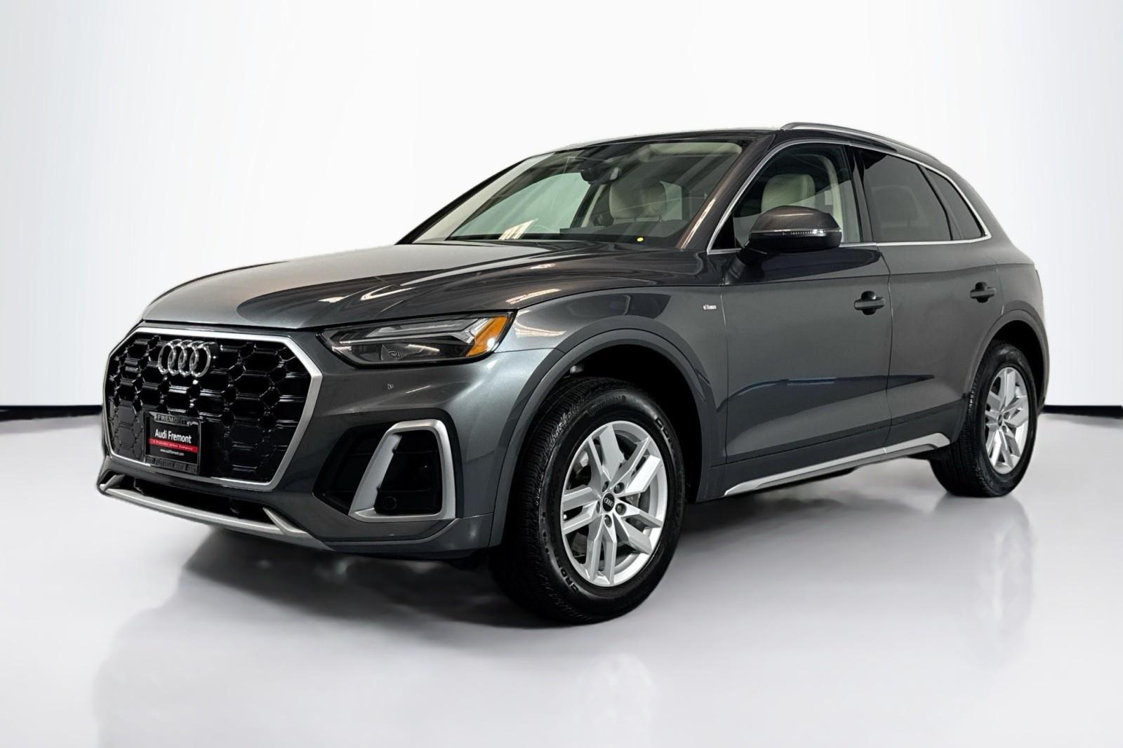 2022 Audi Q5 45 Premium's photo