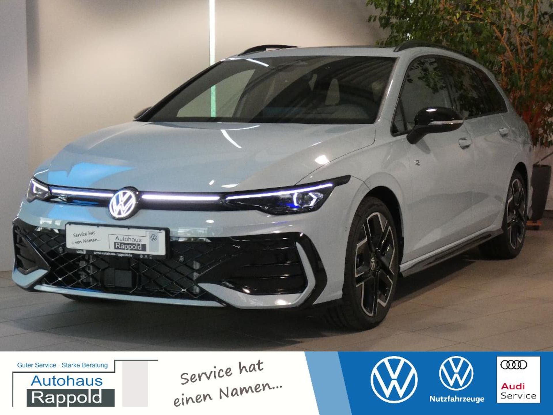 Volkswagen Golf Variant R-Line