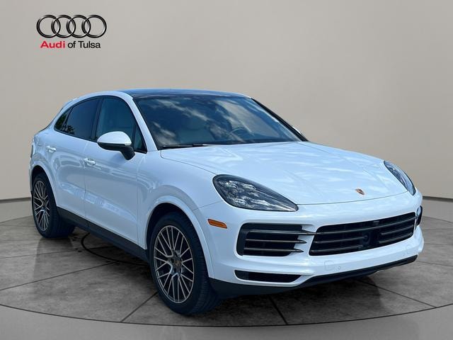 2022 Porsche Cayenne Hybrid