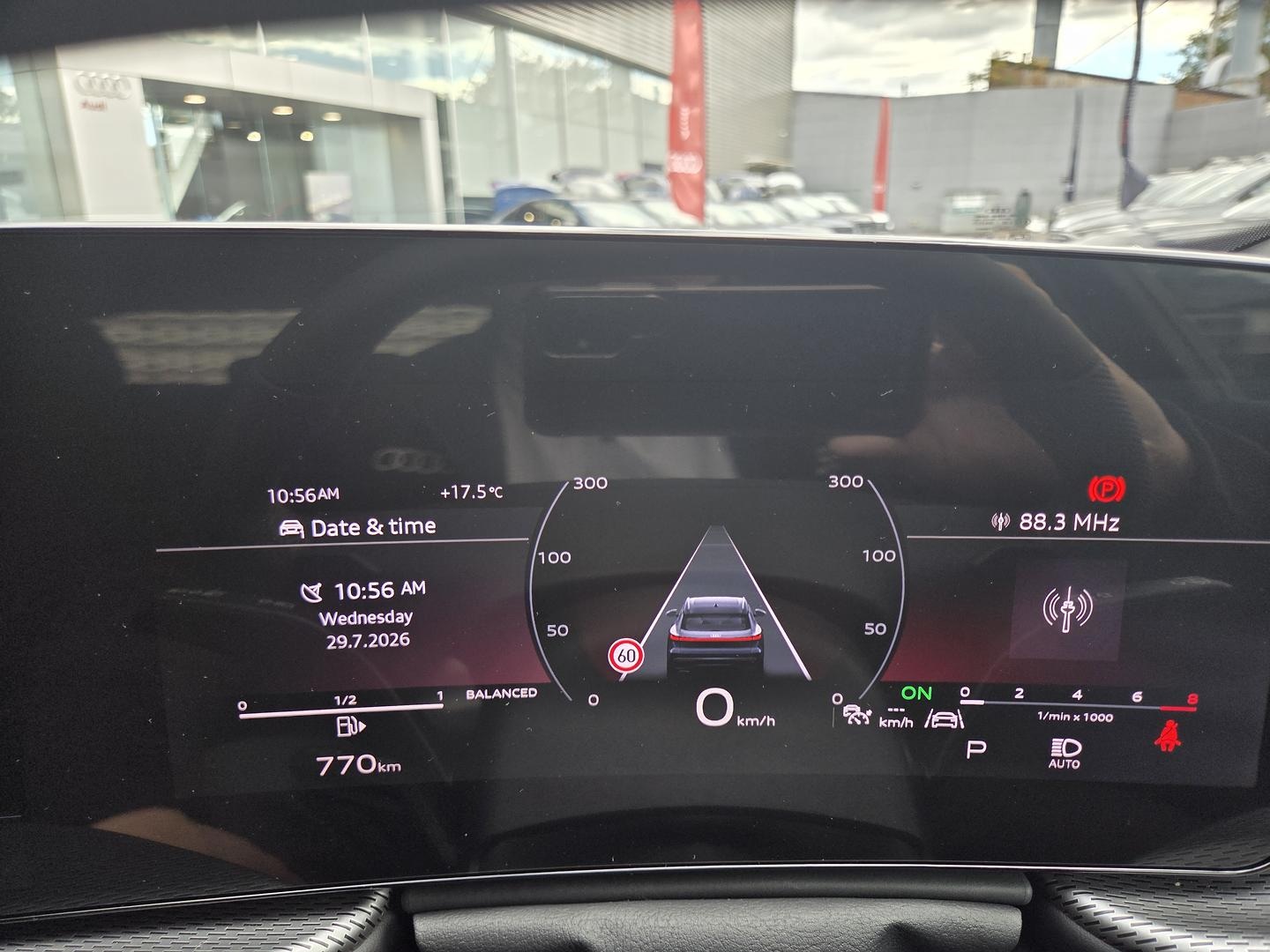 Image about Audi Q5 SUV TFSI quattro 200 kW sport