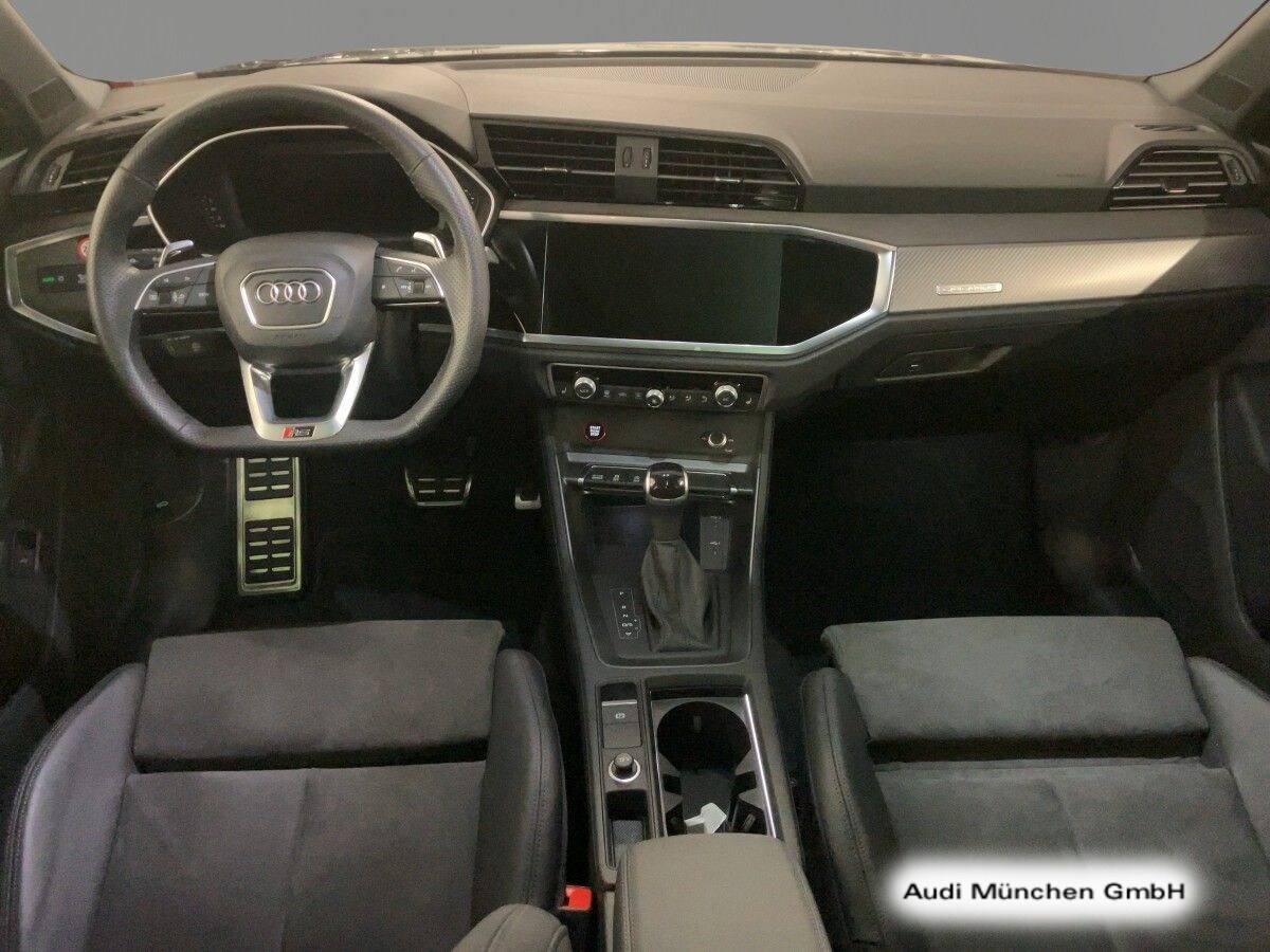 Image about Audi RS Q3 TFSI quattro S tronic