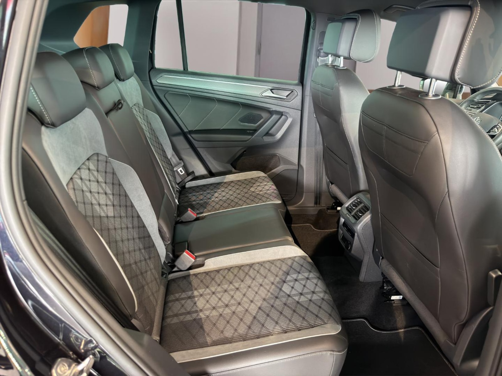 Volkswagen Tiguan – Bild 26