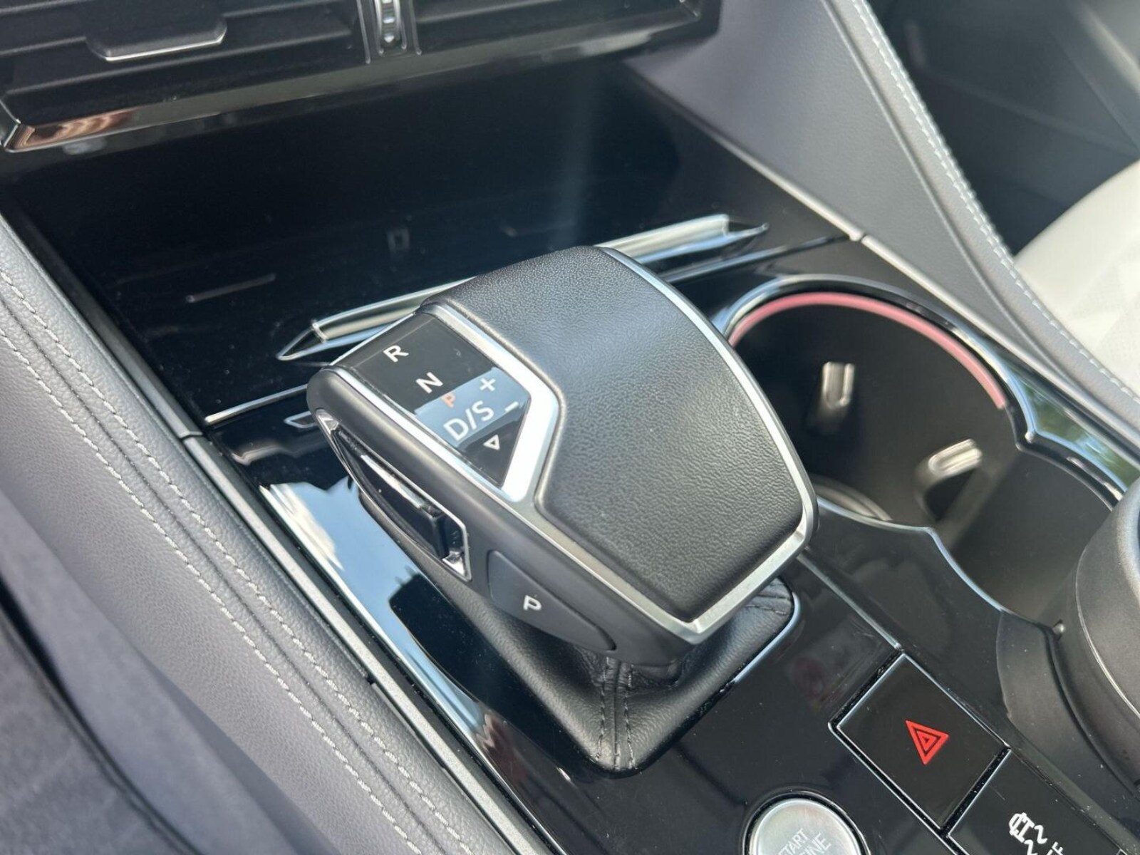 Volkswagen Touareg – Bild 16