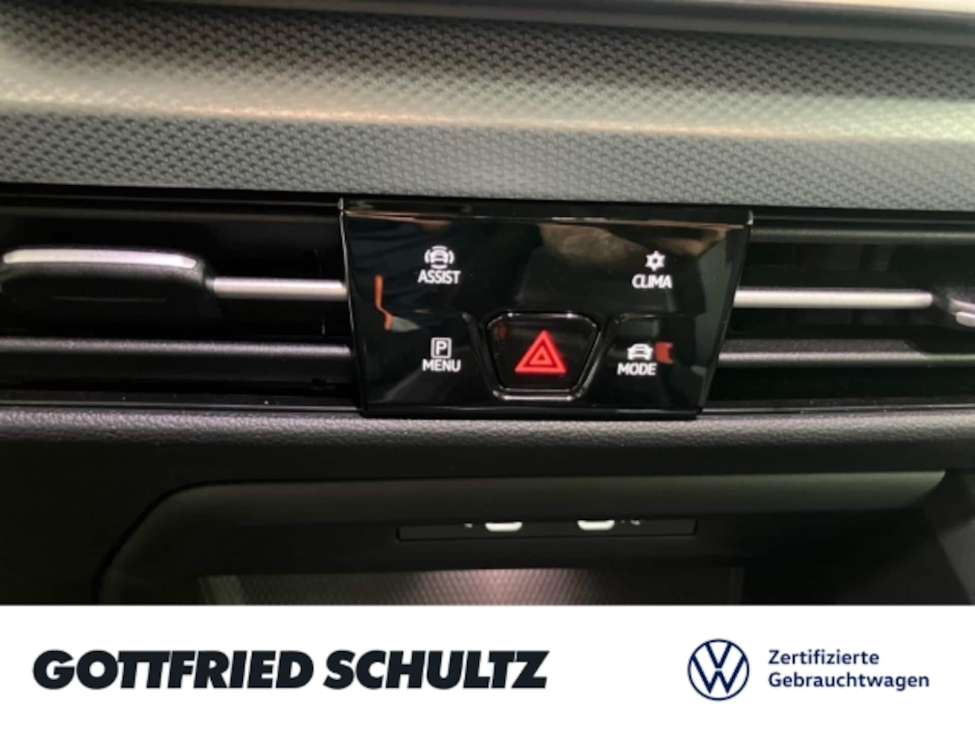 Volkswagen Golf Life
