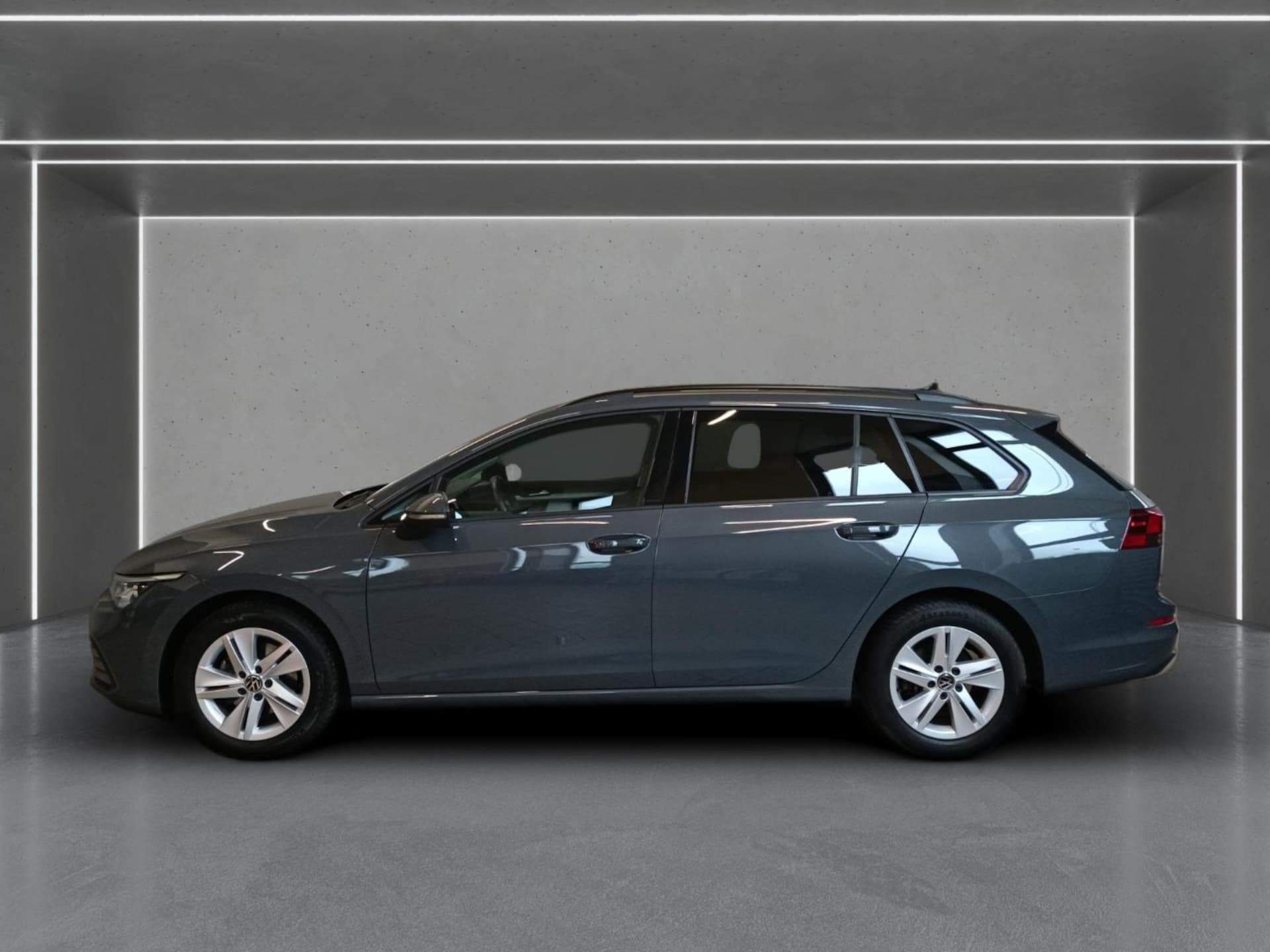 Volkswagen Golf Variant Life
