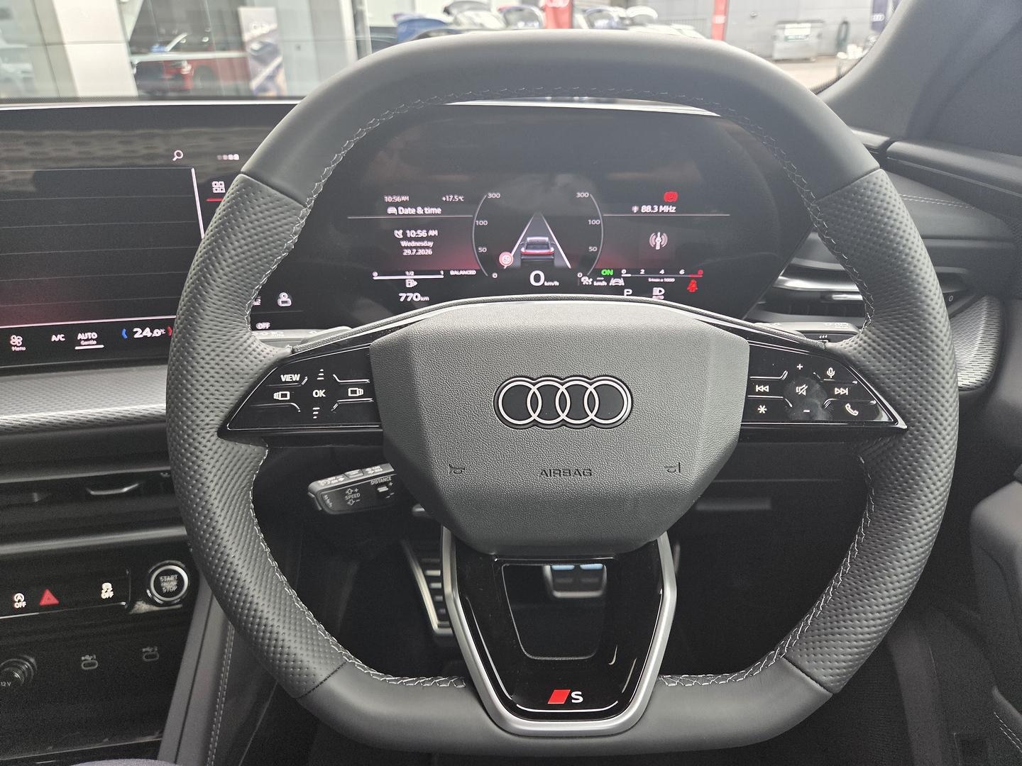 Image about Audi Q5 SUV TFSI quattro 200 kW sport