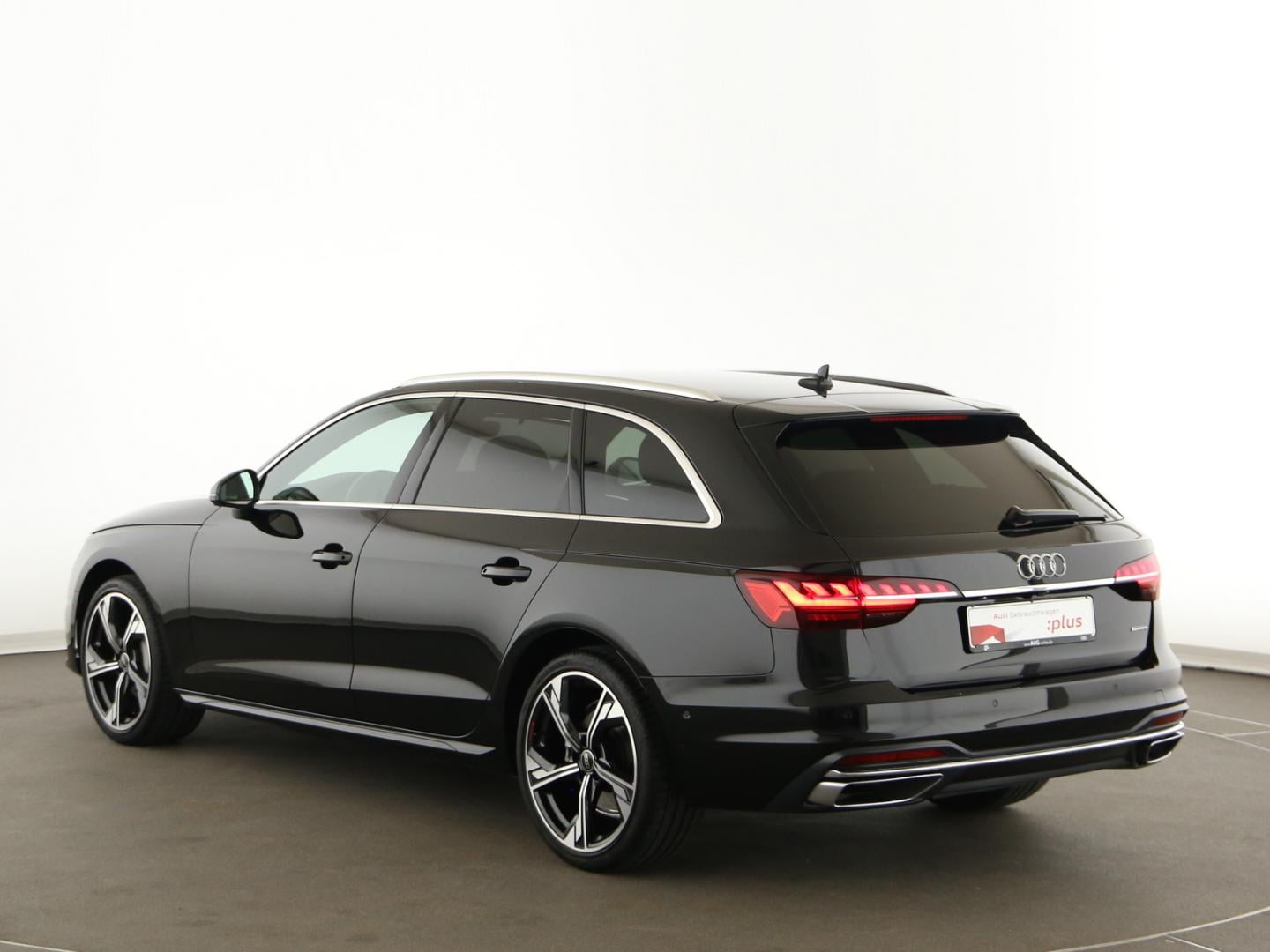 Bild über Audi A4 Avant advanced 40 TFSI quattro S tronic - für weitere Informationen kontaktieren Sie den Audi Partner
