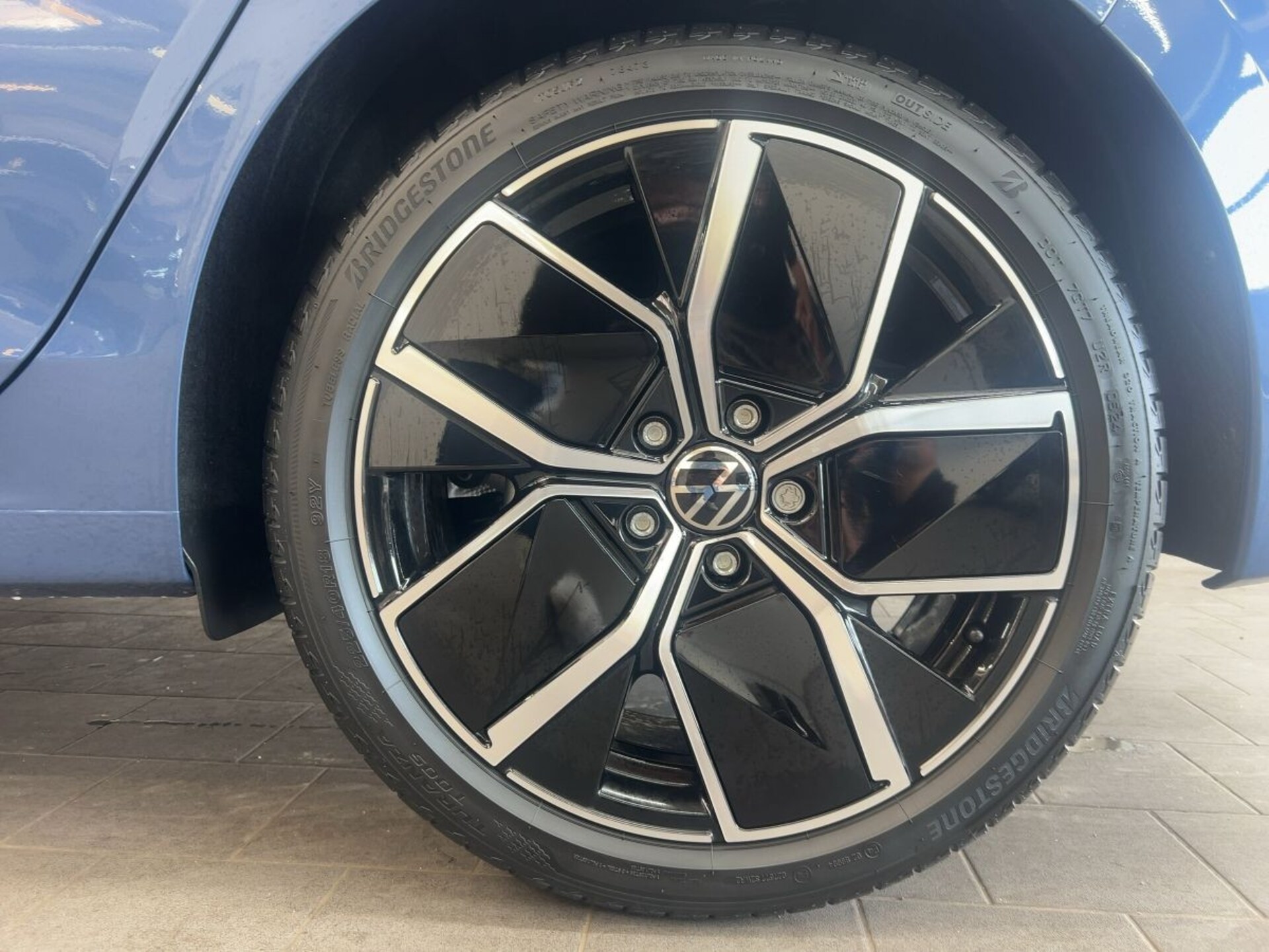 Volkswagen Golf Style