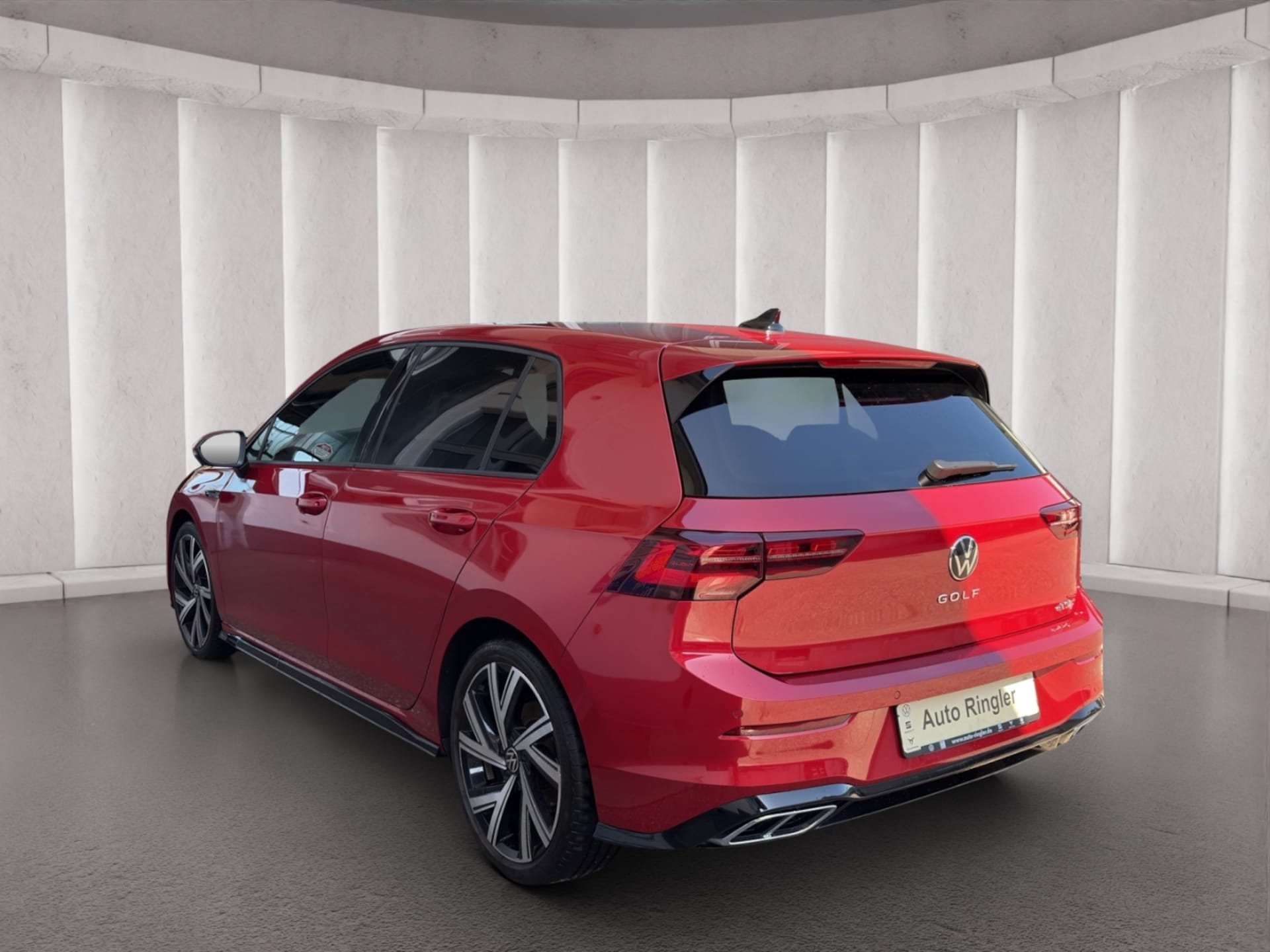 Volkswagen Golf R-Line