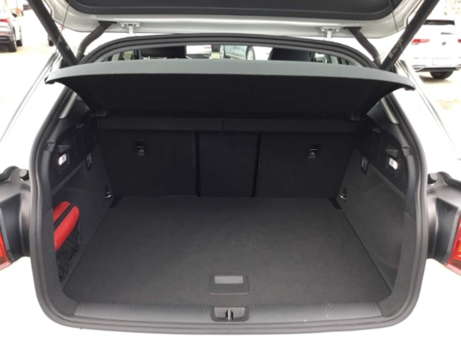 Audi Q2 S line