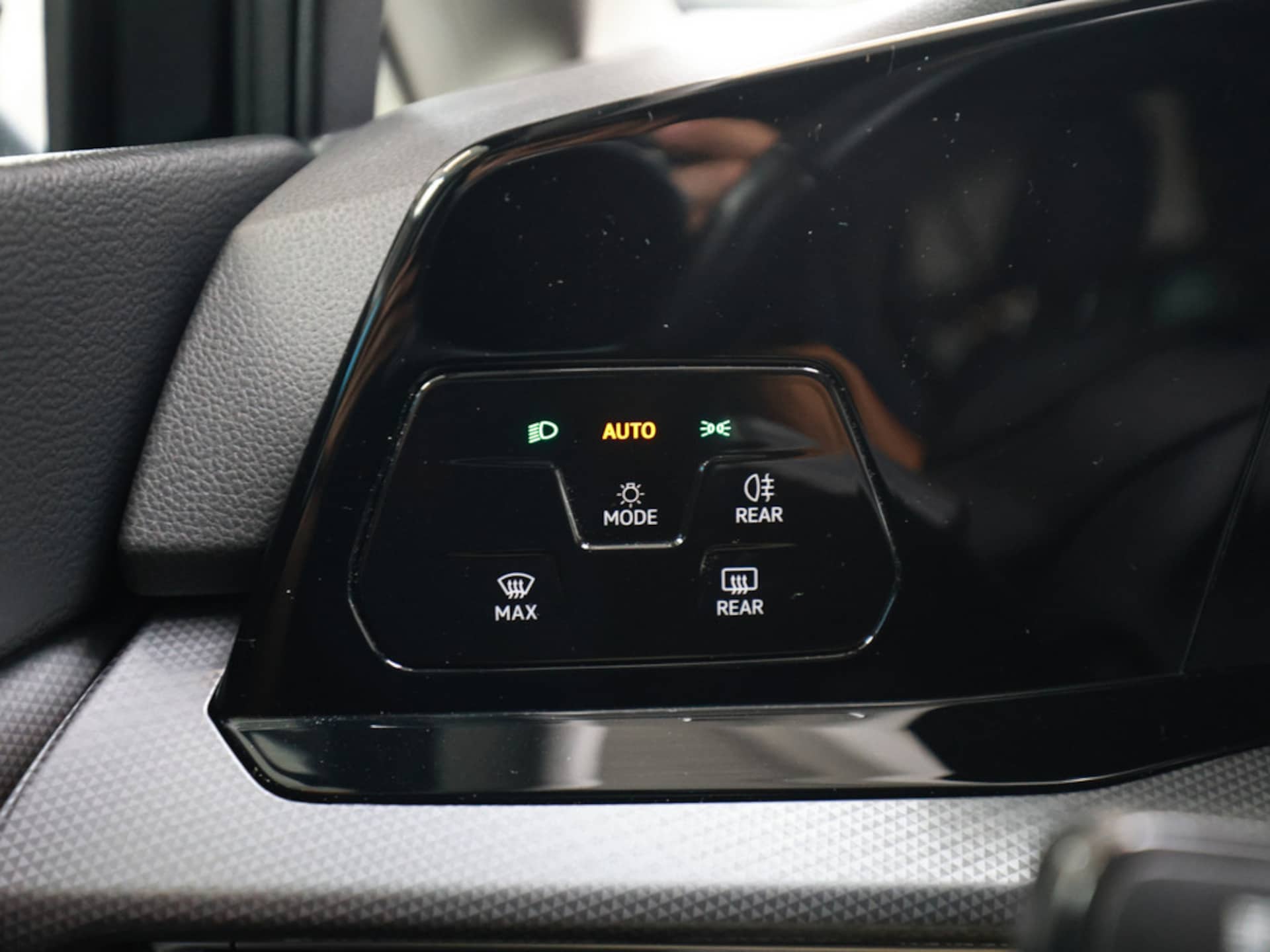 Volkswagen Golf Active