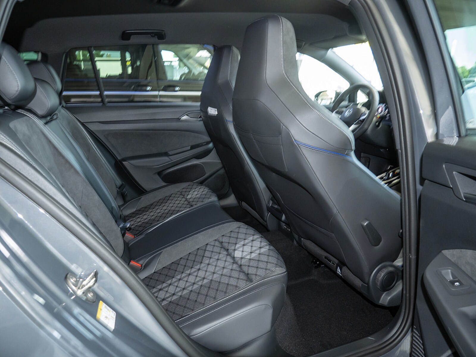 Volkswagen Golf Variant – Bild 4