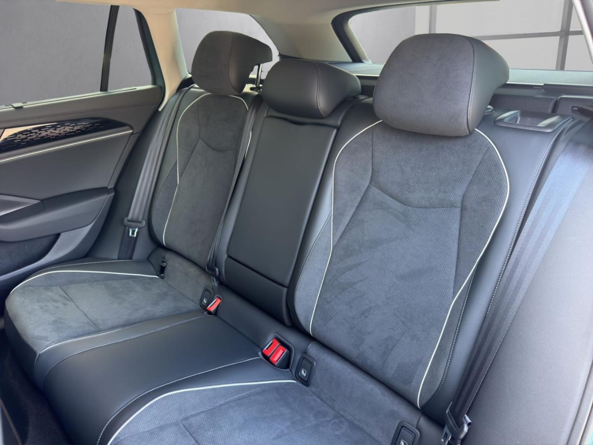 Volkswagen Passat Elegance
