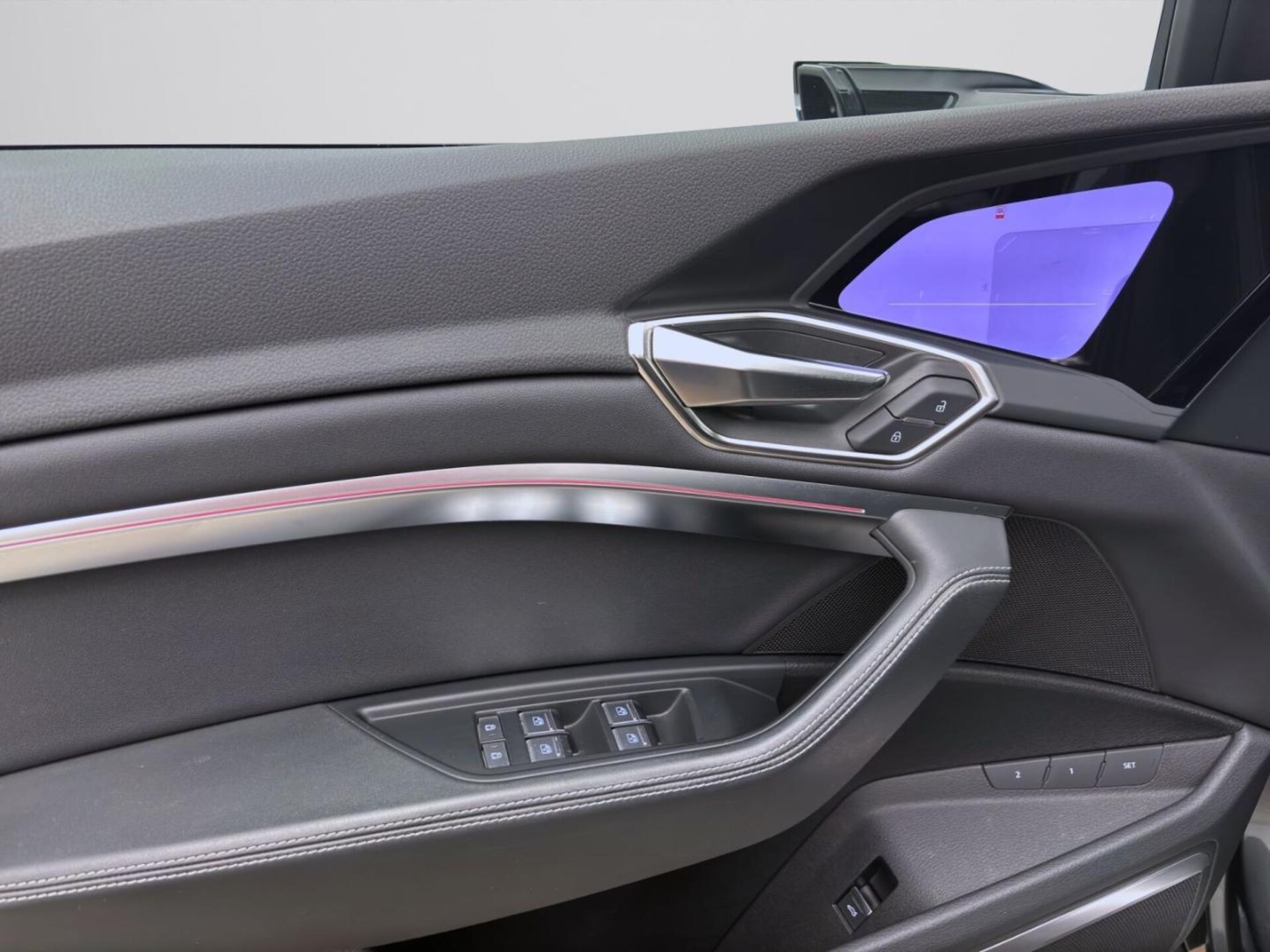 Audi Q8 e-tron S line