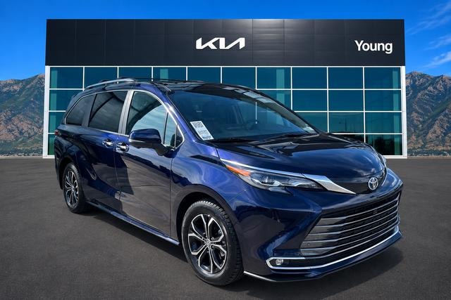 2025 Toyota Sienna