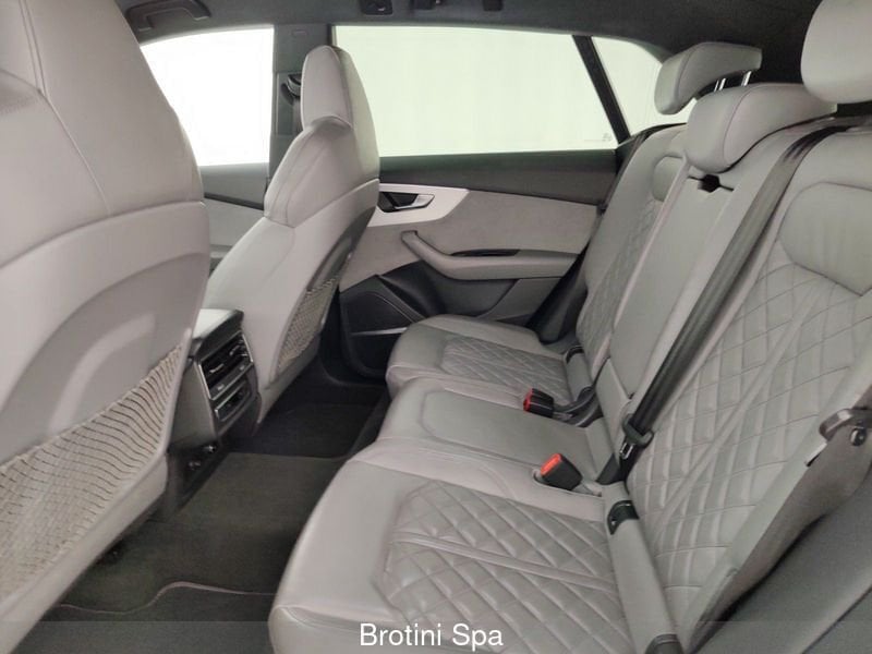 Audi Q8 SUV TFSI e