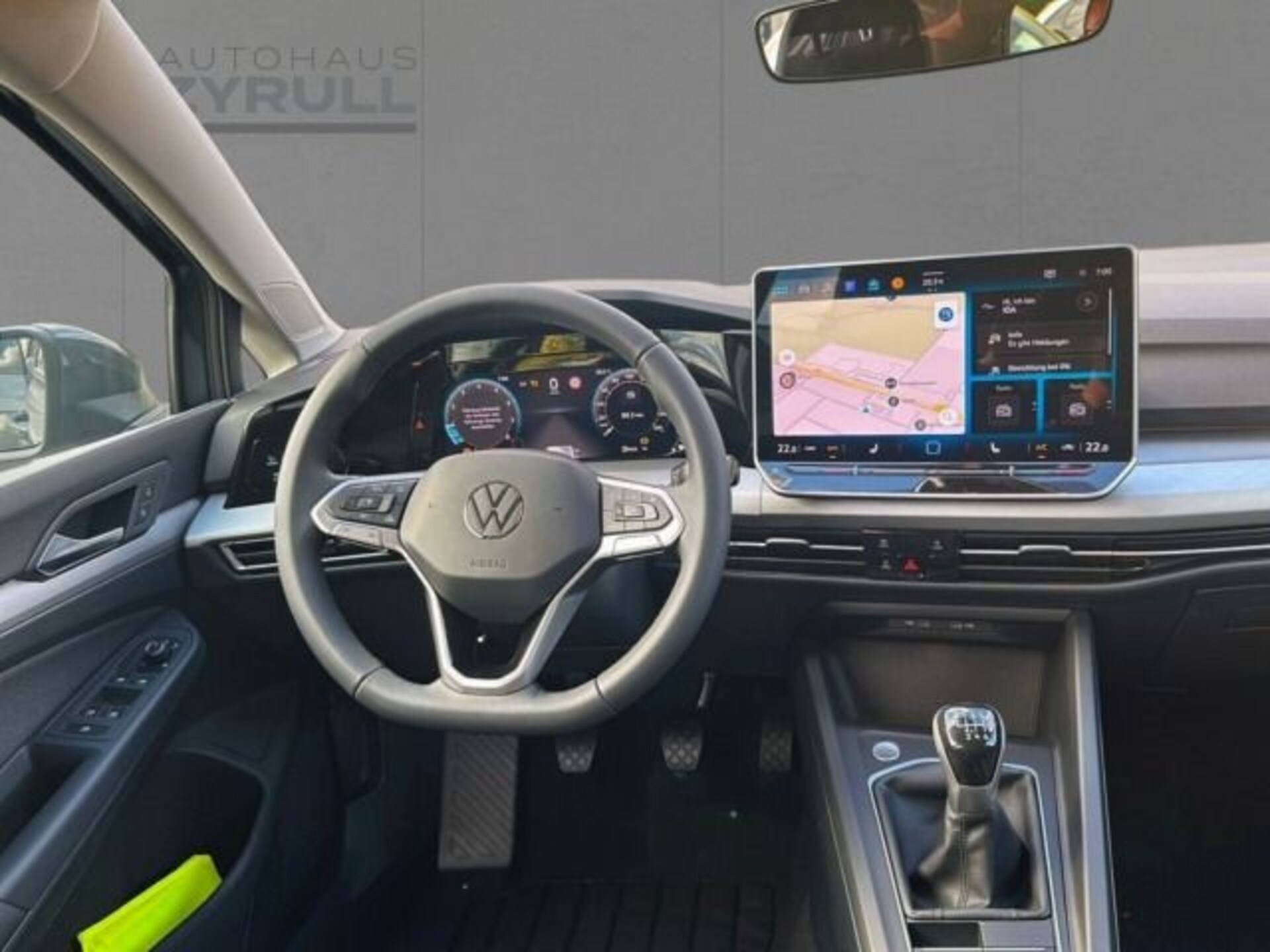 Volkswagen Golf Variant Life
