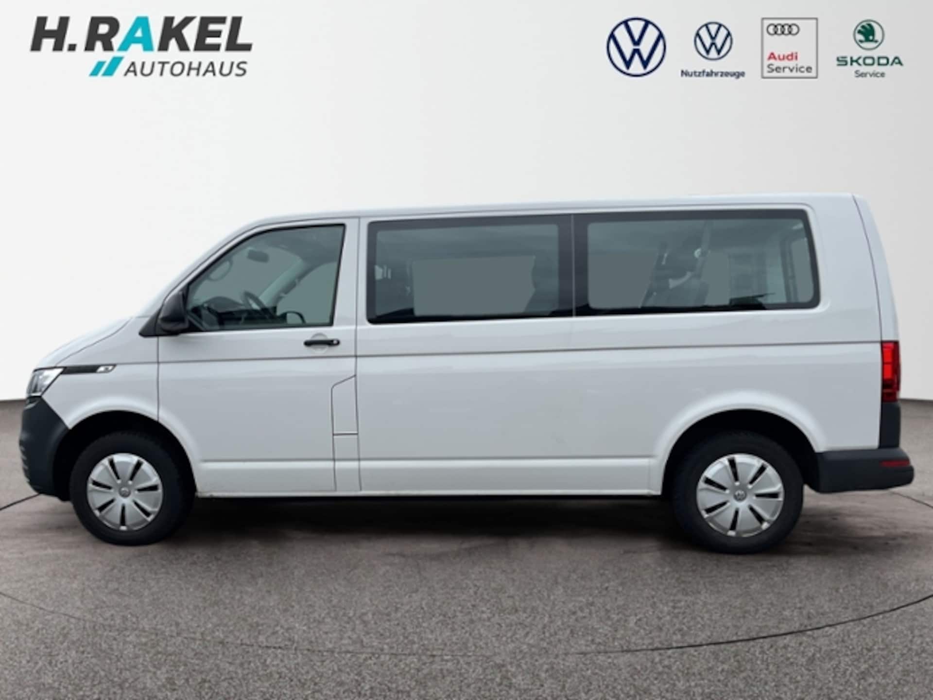 Volkswagen T6.1 Transporter Kombi langer Radstand