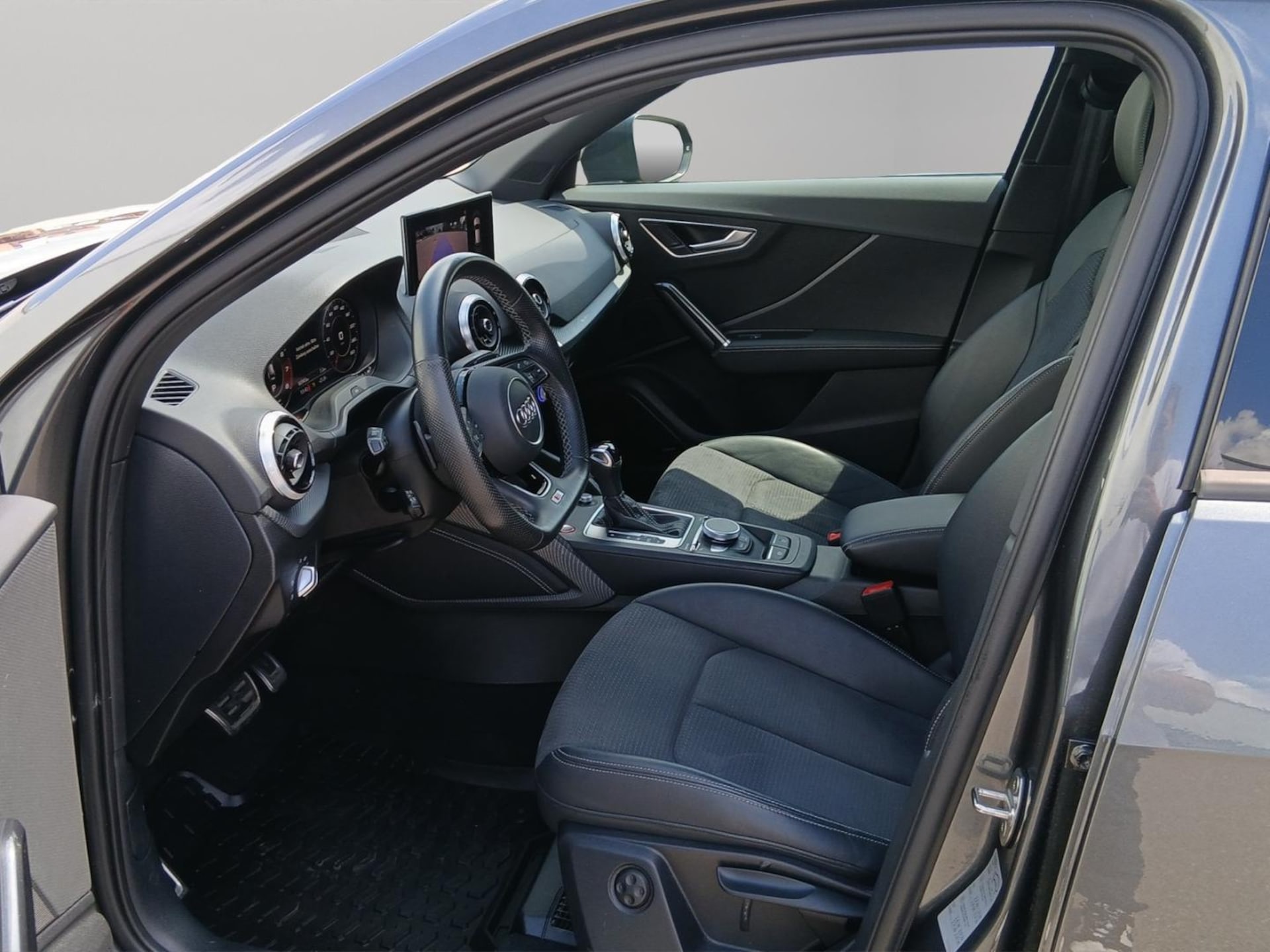 Audi SQ2