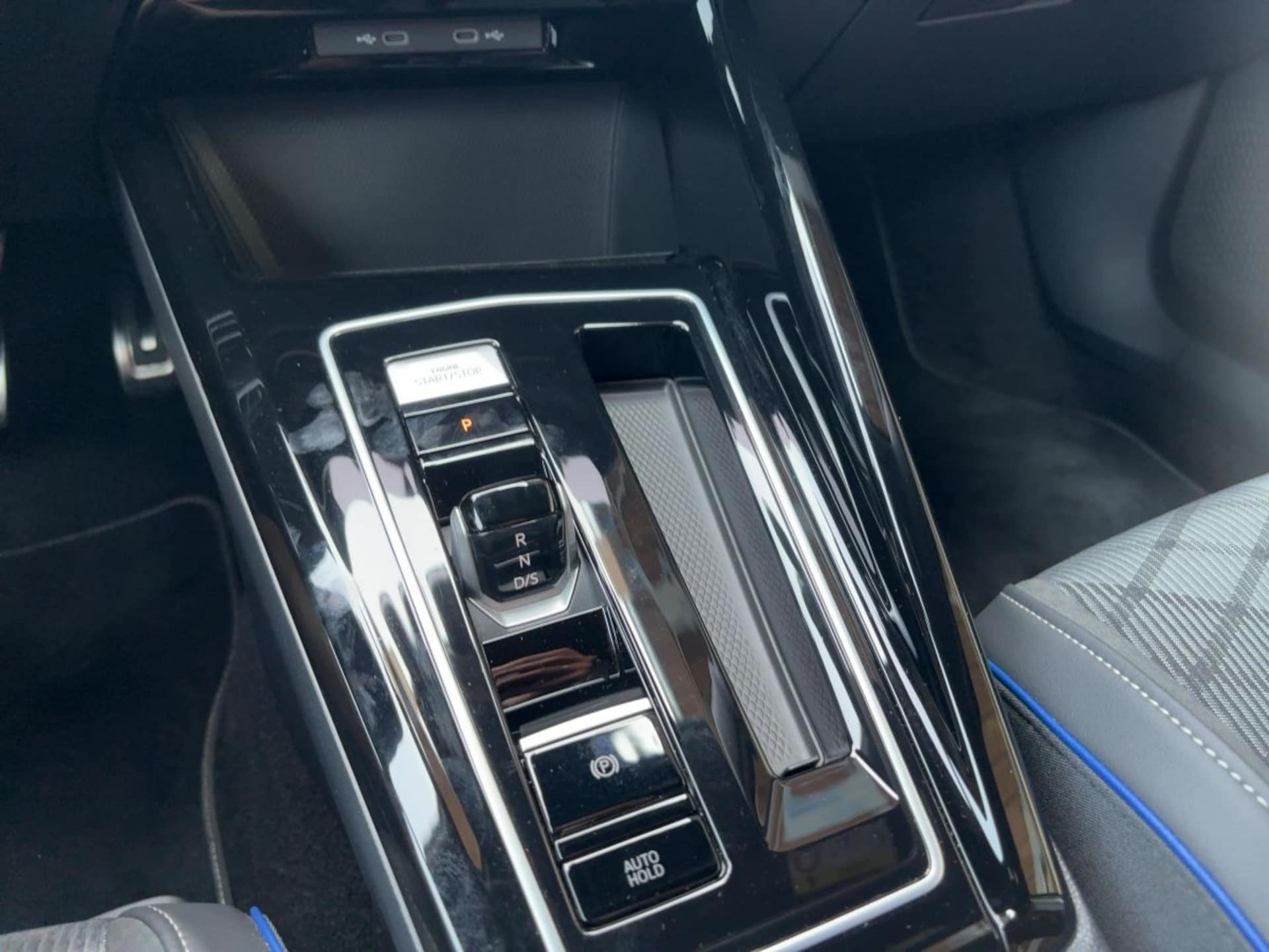 Volkswagen Golf Variant R-Line