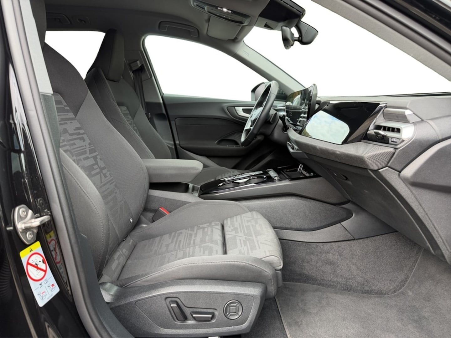 Bild über Audi A5 Avant TFSI quattro S tronic - für weitere Informationen kontaktieren Sie den Audi Partner