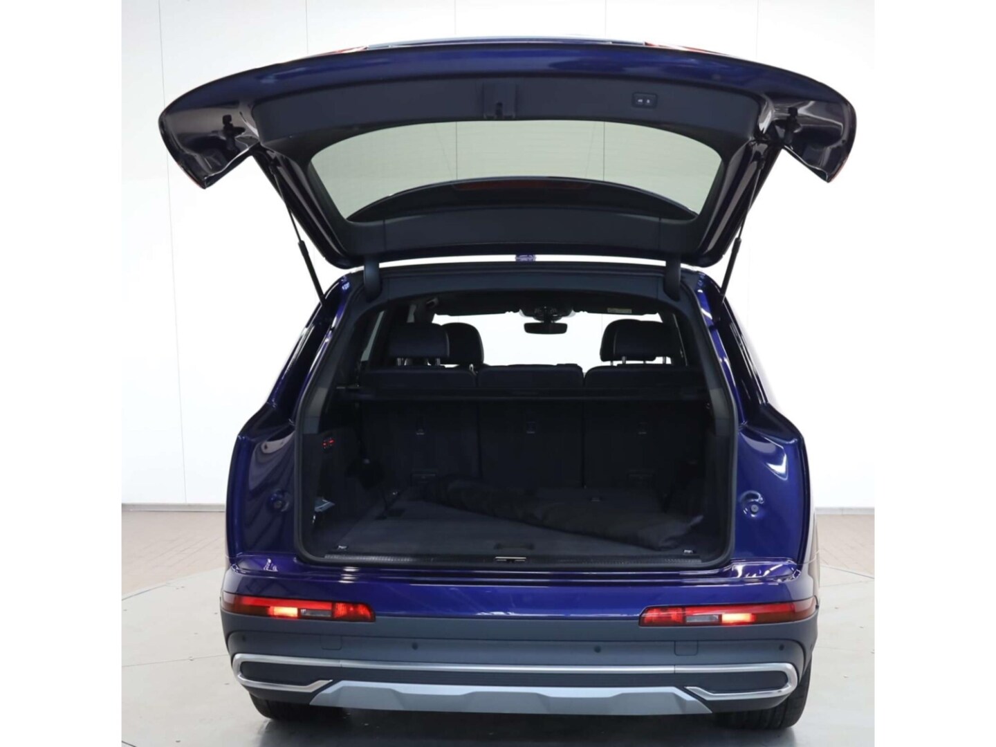 Image about Audi Q7 55 TFSI quattro tiptronic