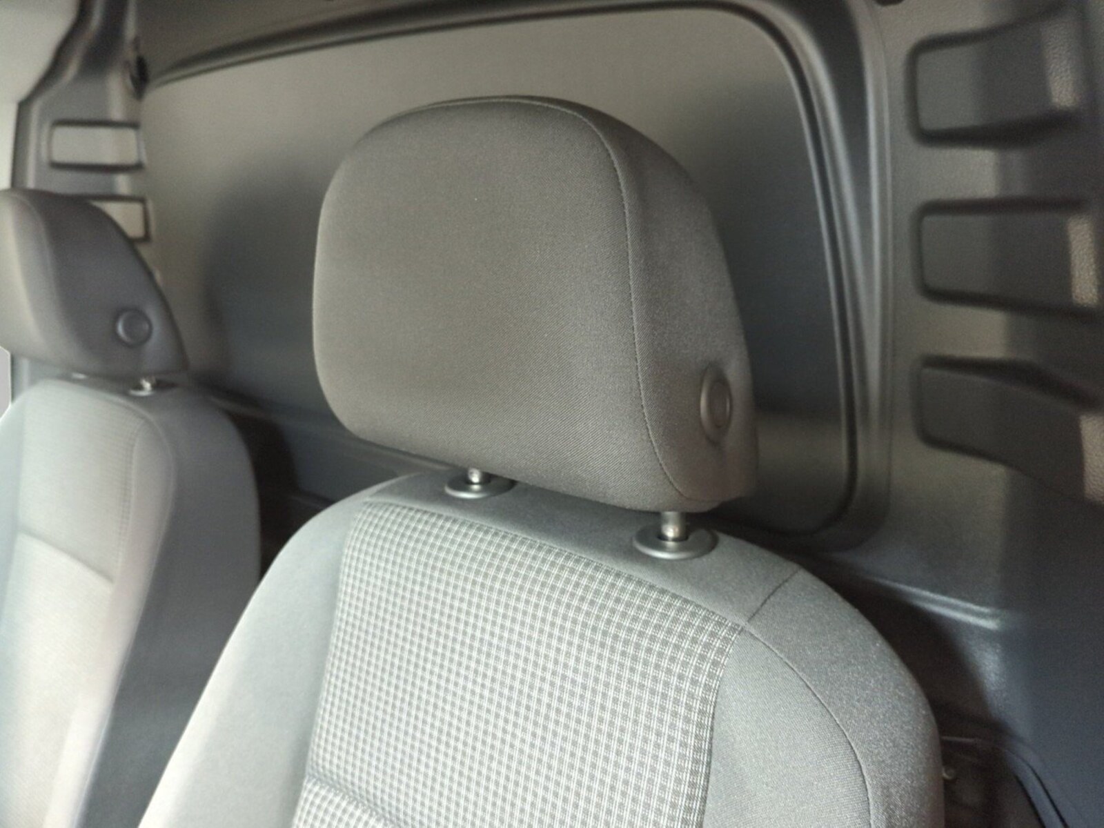 Volkswagen Caddy Cargo – Bild 14