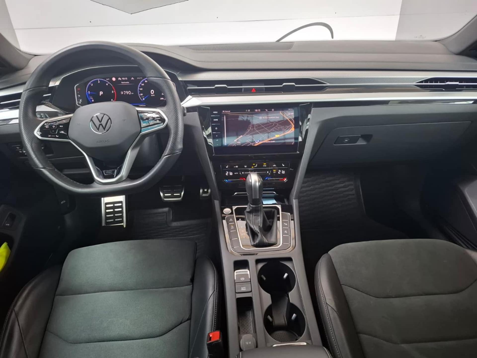 Volkswagen Arteon R-Line