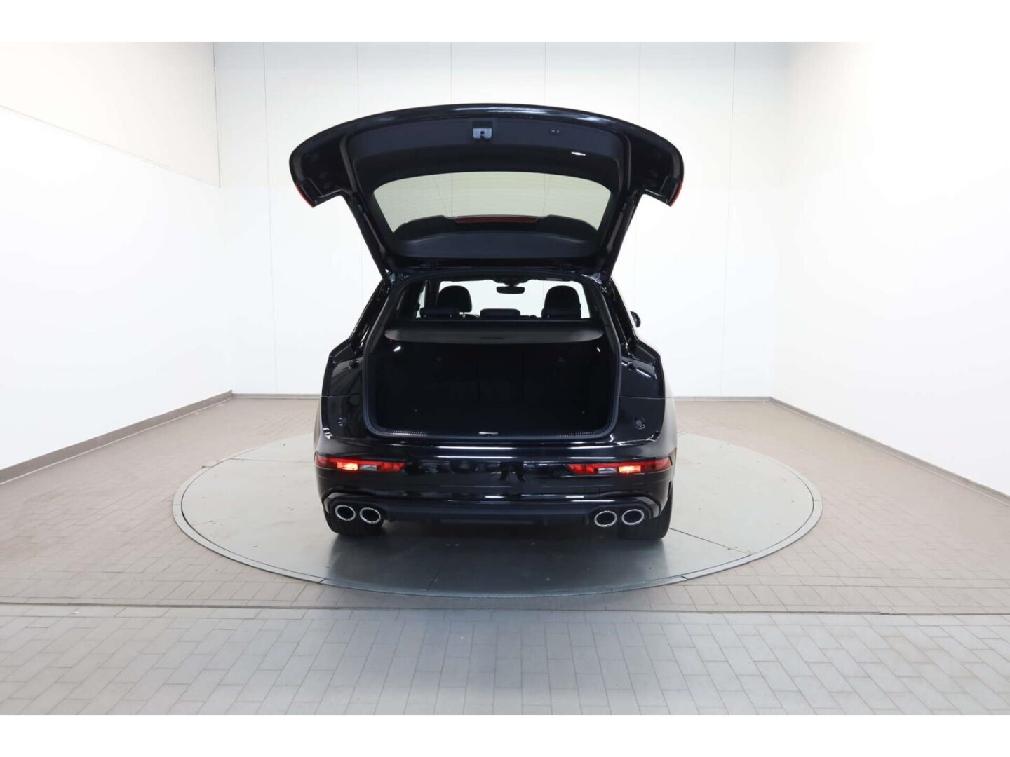 Image about Audi SQ5 TDI tiptronic